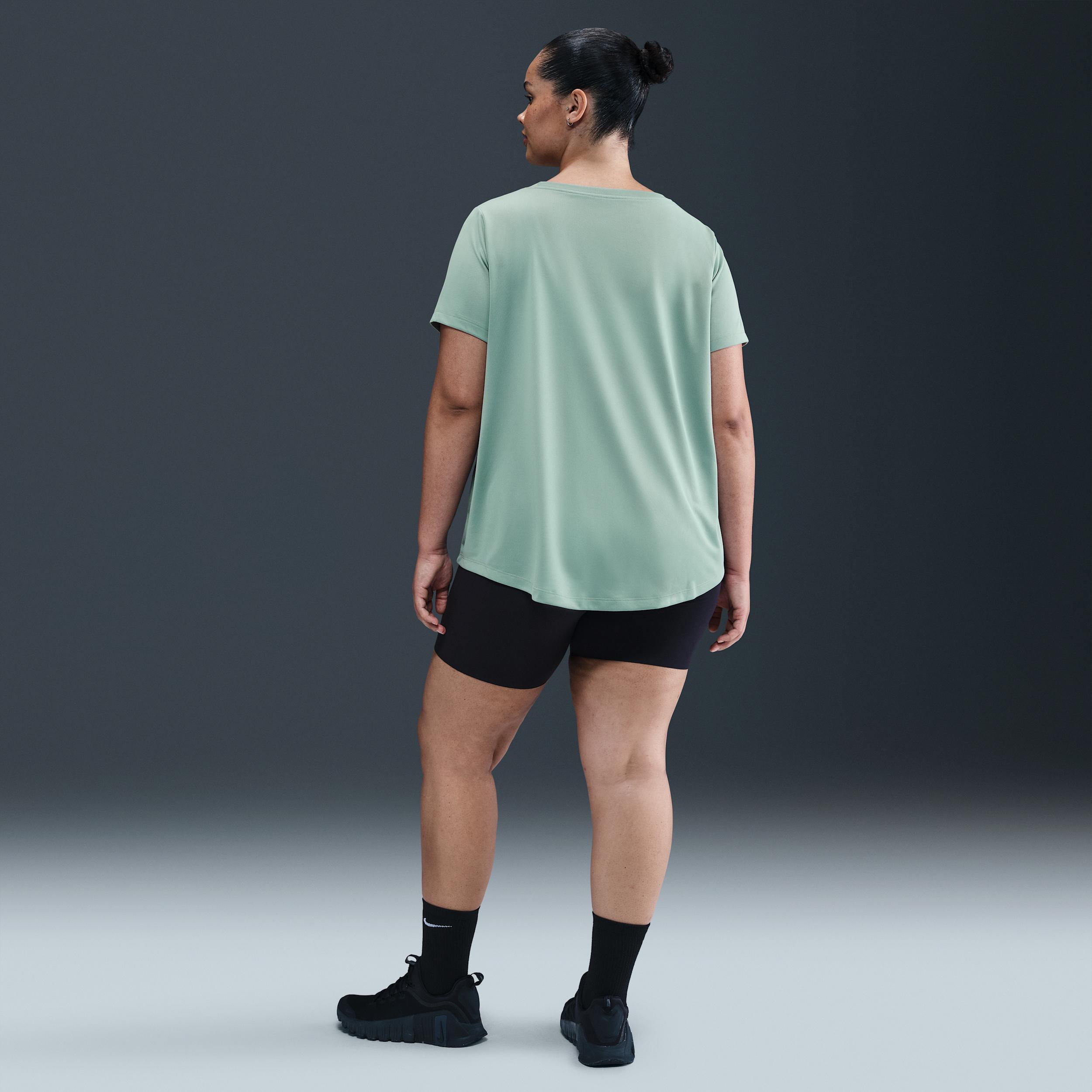 Nike Dri-FIT Women's T-Shirt (Plus Size) Product Image
