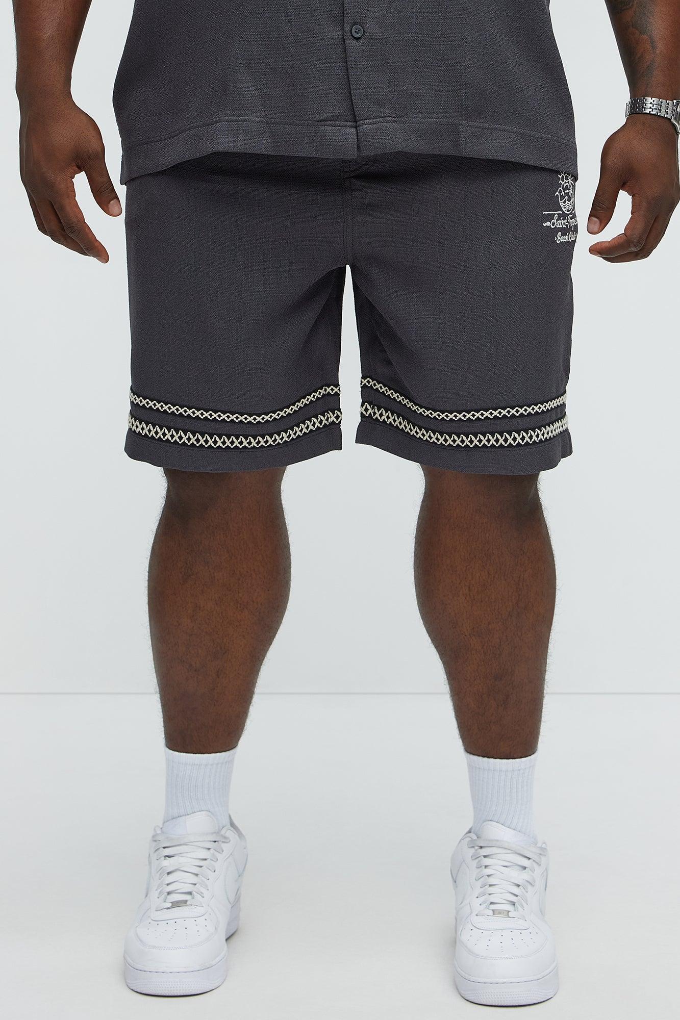 Saint Tropez Beach Club Linen Like Relaxed Short - Black Product Image