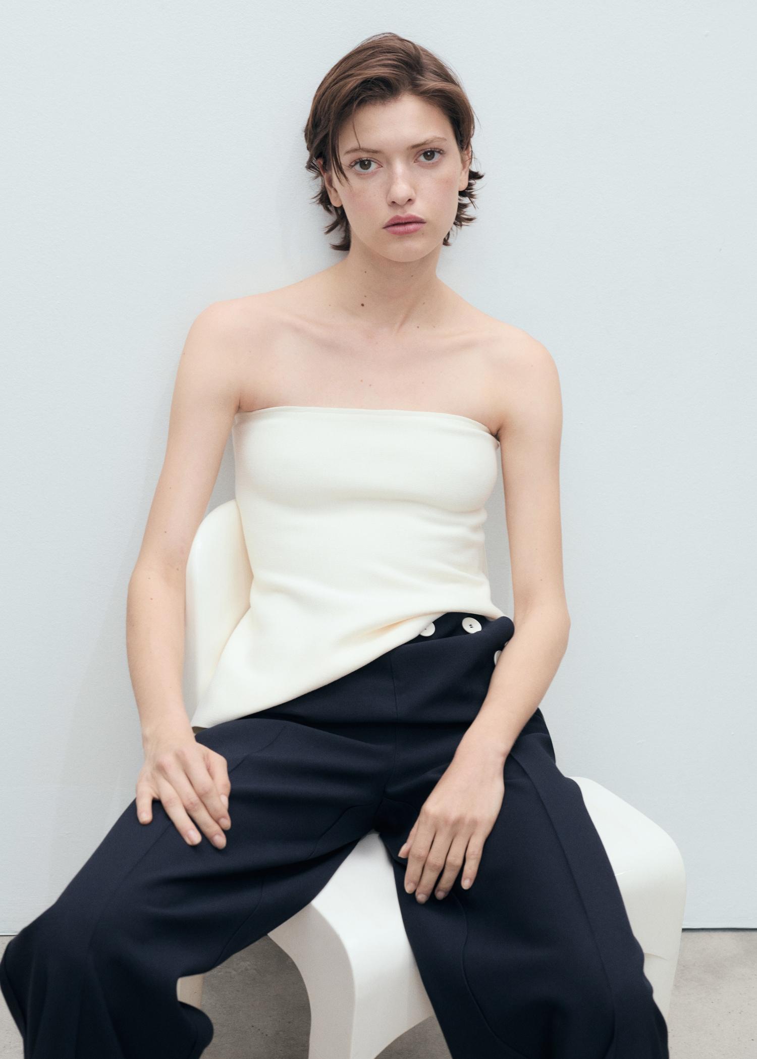 Straight-fit pants with contrasting buttons - Women | MANGO USA Product Image