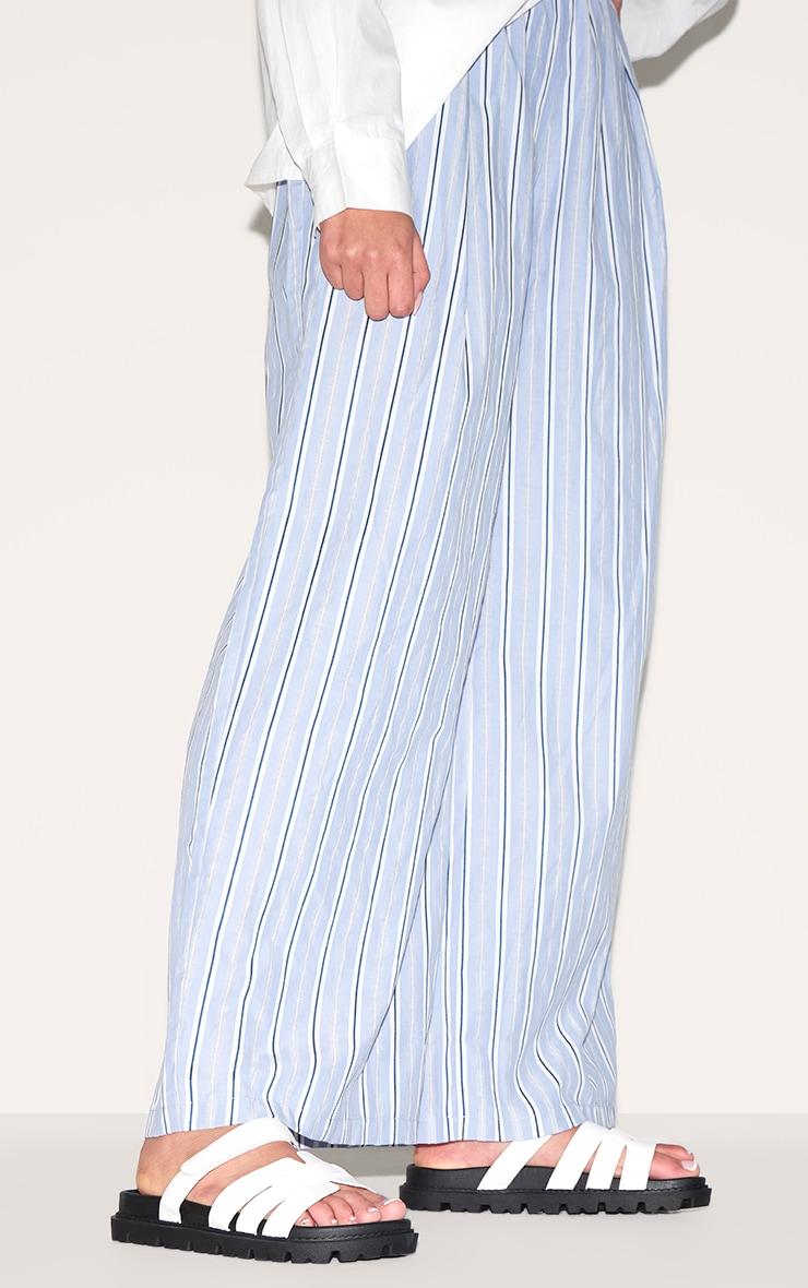 White Wide Fit Pu Round Toe Velcro Strap Chunky Sandals Product Image