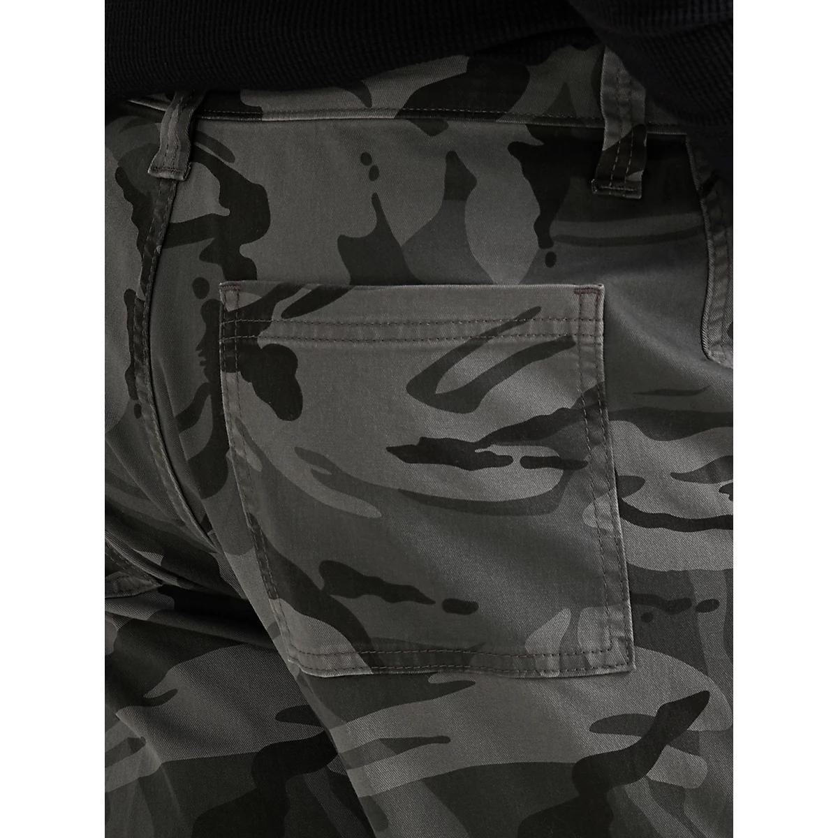 Wrangler® Men's Comfort Flex Waist Cargo Pant Product Image