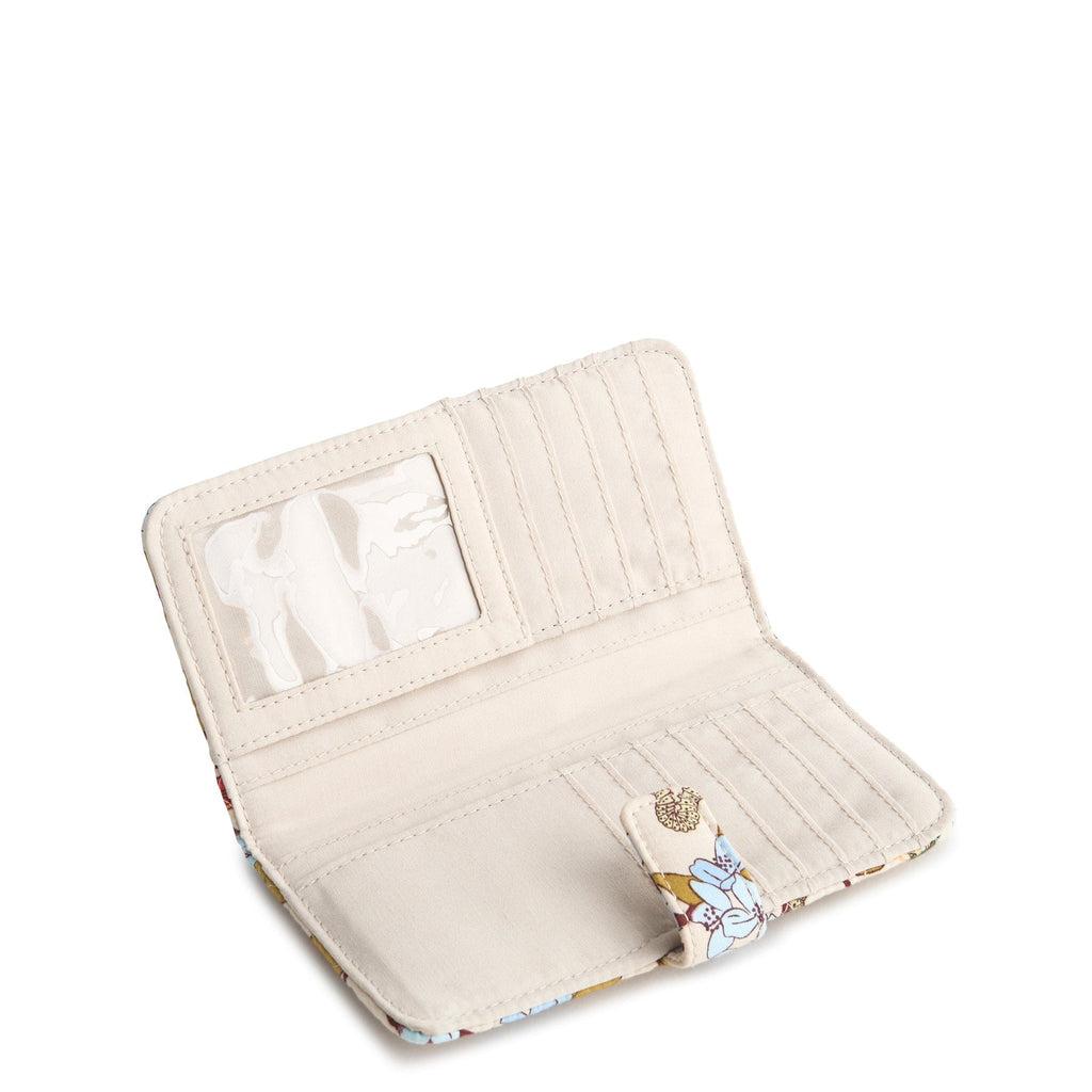 Outlet Medium Essential Tab Wallet Product Image