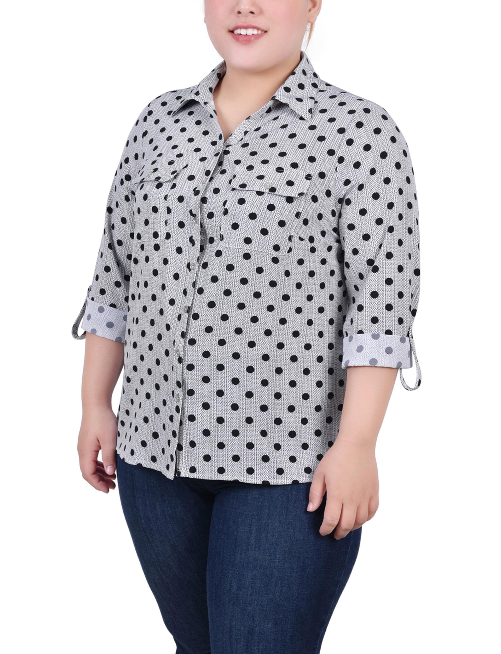 Black White Abstract Dot 3/4 Roll Tab Blouse With Pockets - Plus Size Product Image