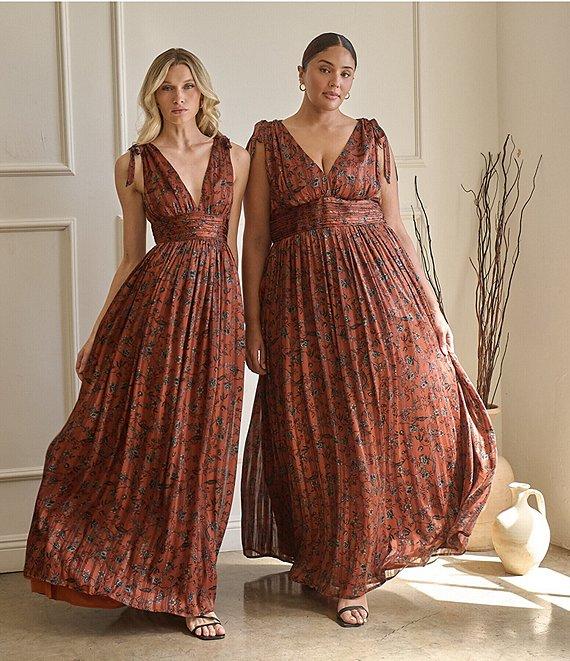 Sugarlips Plus Size Leoben Floral Printed Pleated Long Dress Product Image