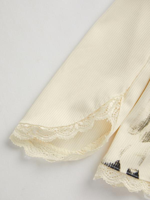 Portrait Print Lace Trim Crop Long Sleeve Knit Product Image