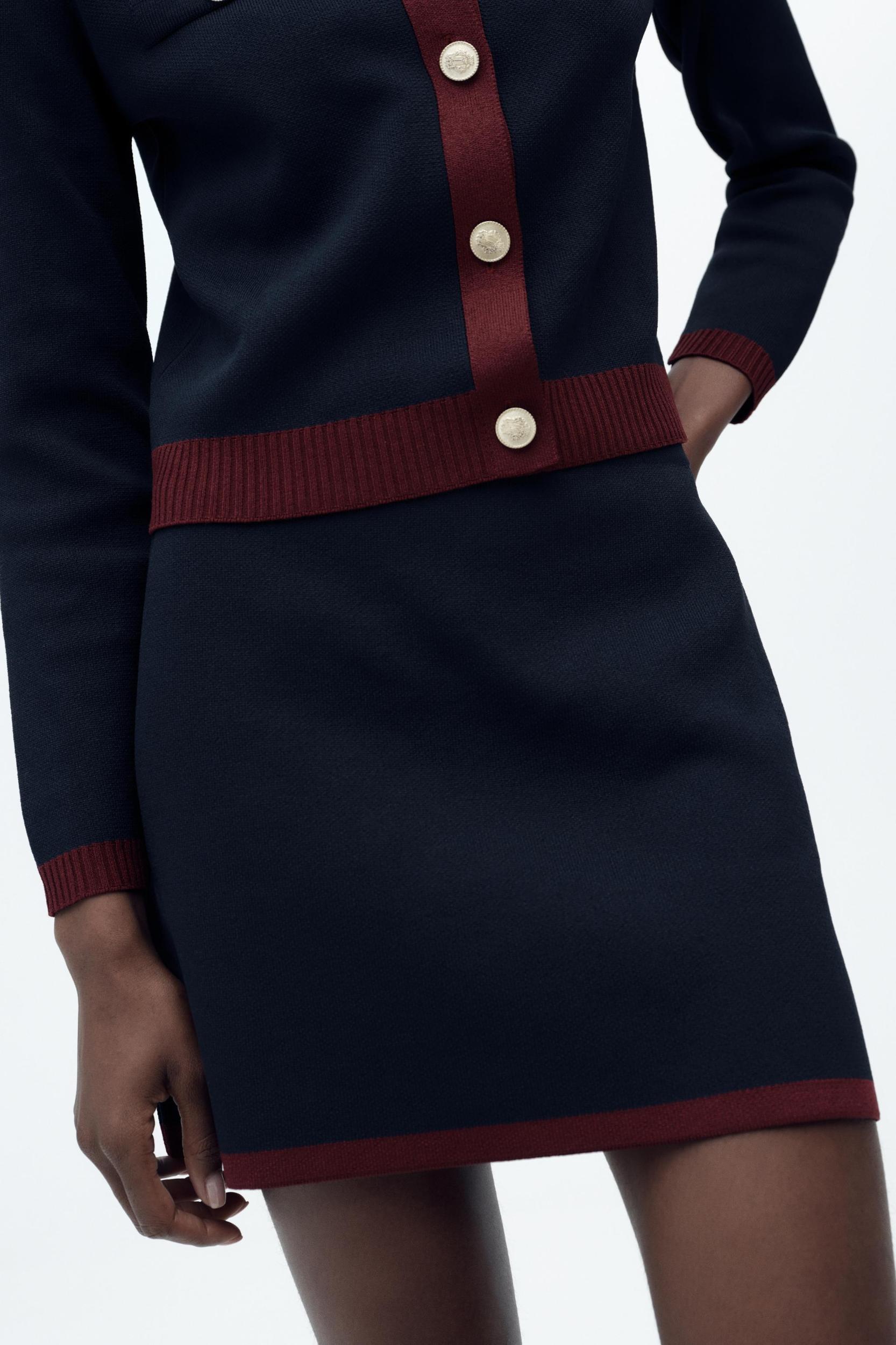 KNIT MINI SKIRT Product Image