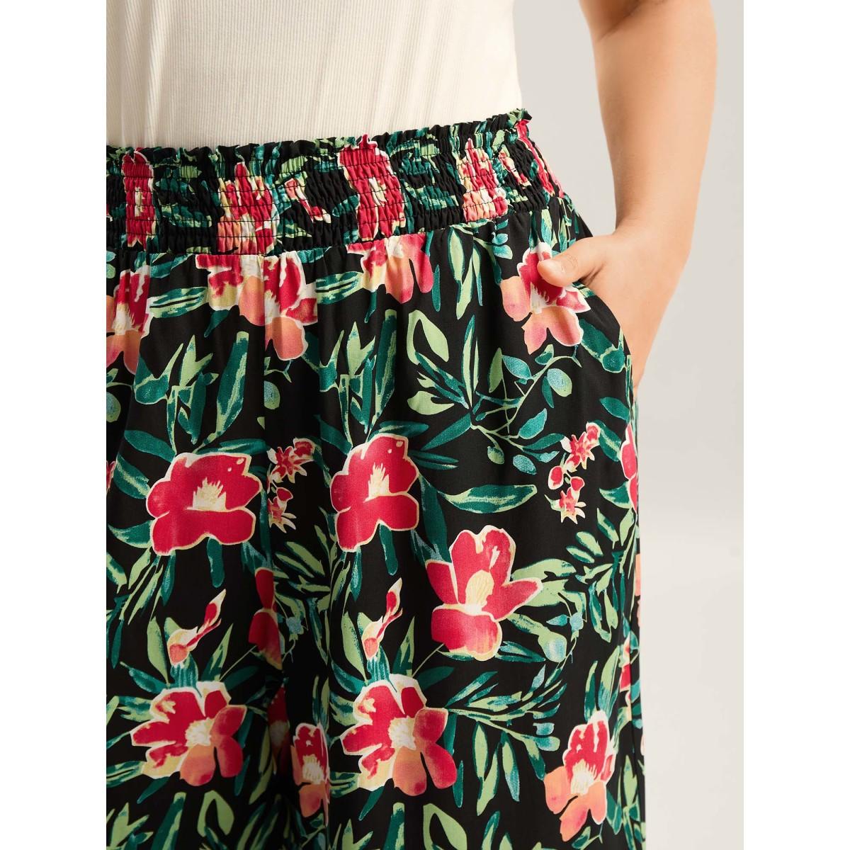 Plus Size Rayon Tropical Floral Print Shirred Wide-Leg Pants Women BlackFlower Resort Wide Leg Mid Rise Vacation Pants BloomChic 18-20/2X Product Image