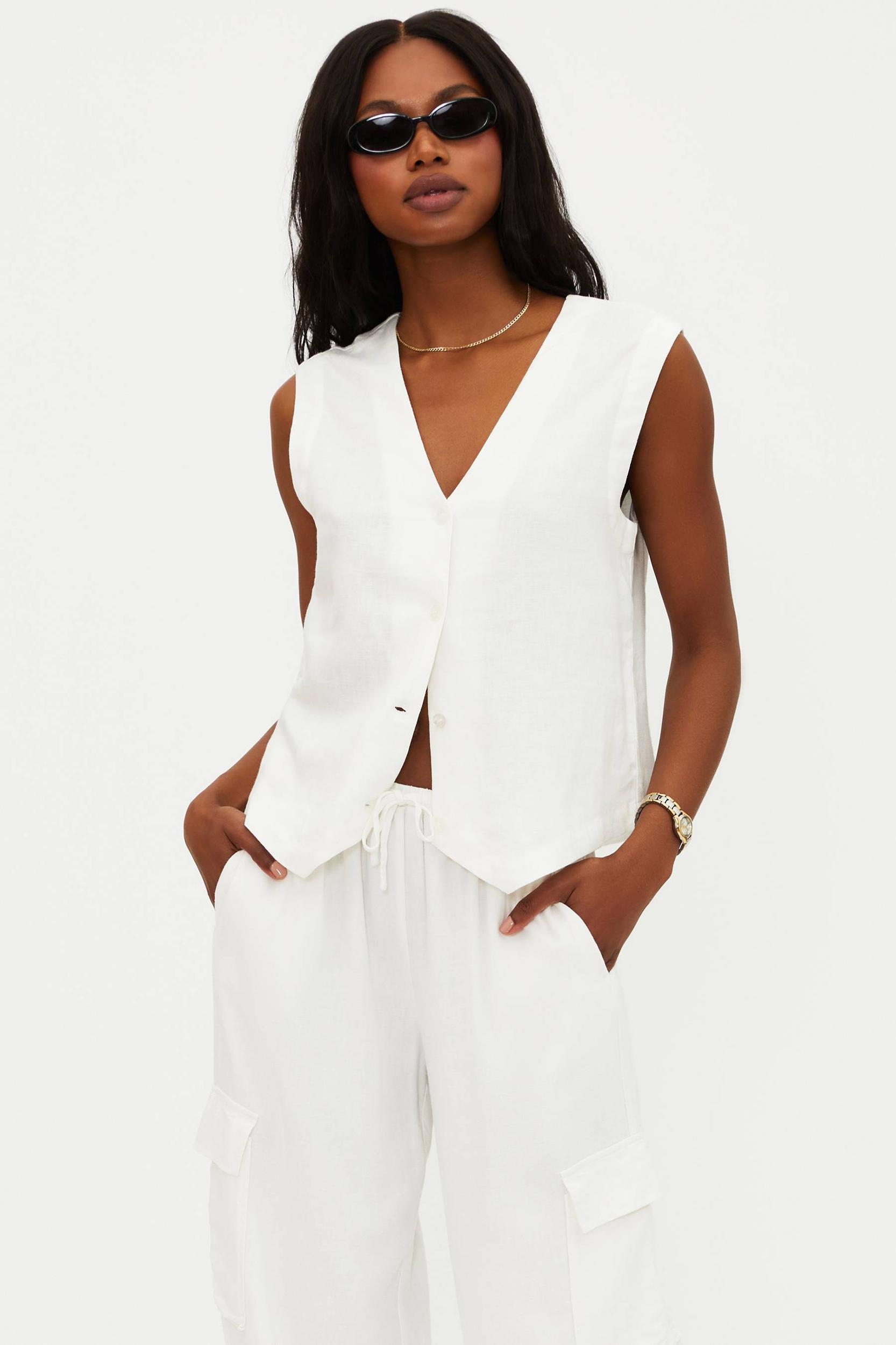 Darcy Vest White Linen Product Image