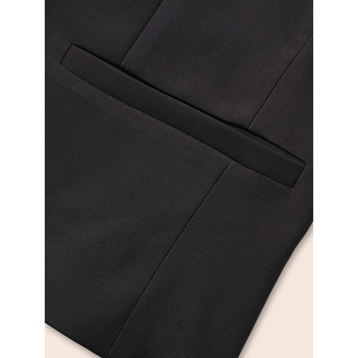 Plus Size Slim-Fit Double Pocket Cropped Blazer Black Women Work Button Sleeve Long Sleeve Suit Collar 10/M Single-flap pocket At the Office Blazers BloomChic Product Image