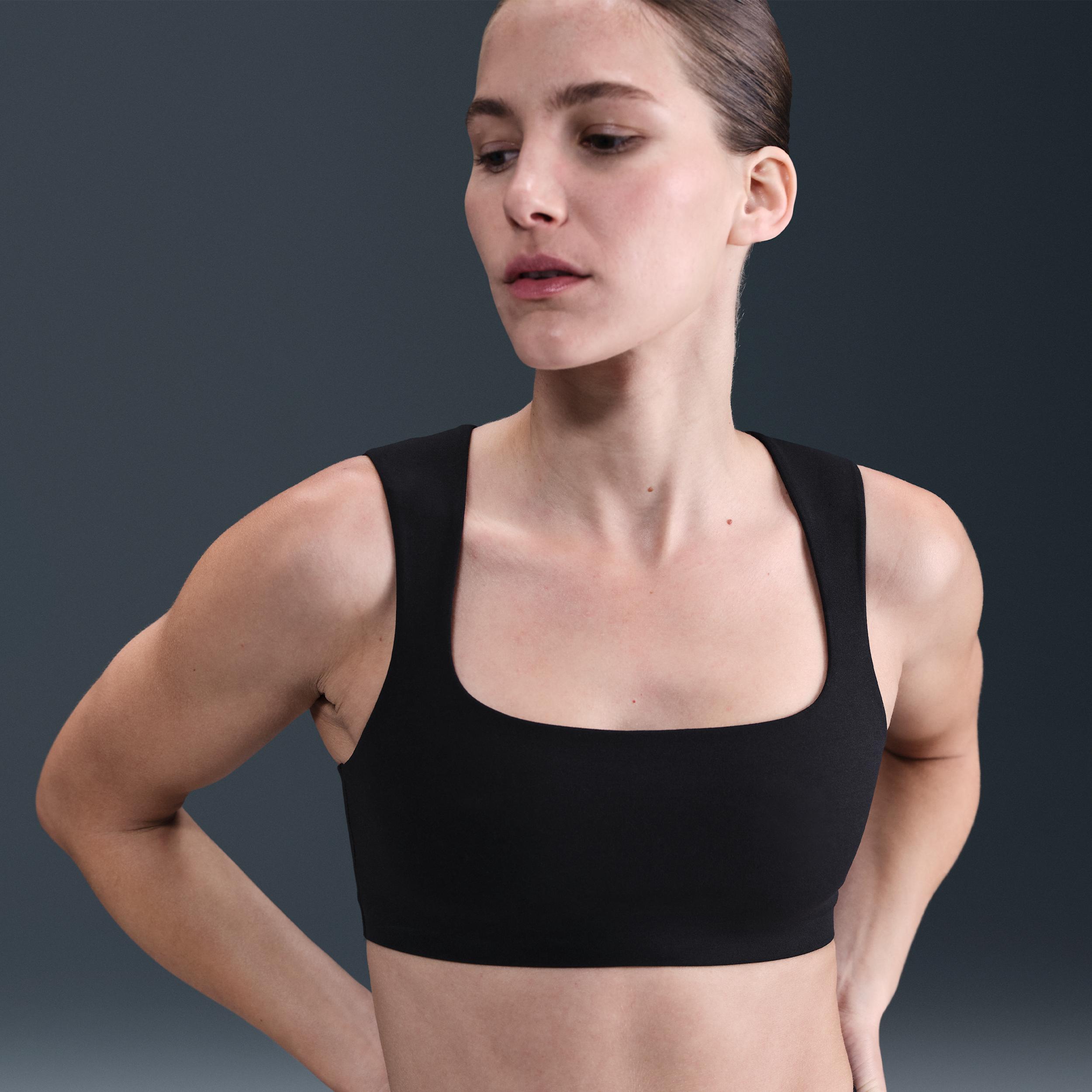 Nike Womens Zenvy Light-Support Lightly Lined Sports Bra | HQ3956-010 Product Image