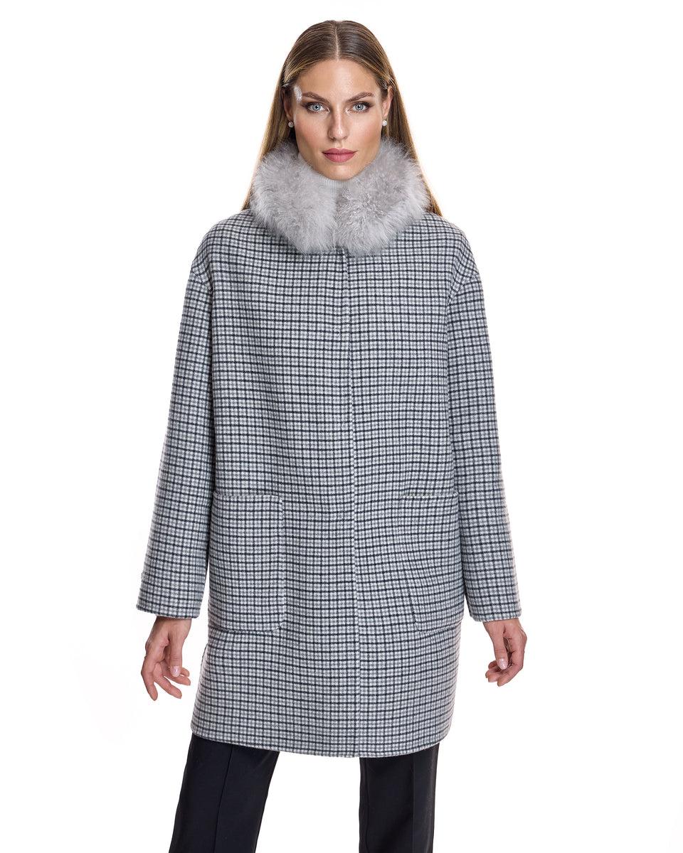 Woolblend Coat with Cashmere lamb Collar Product Image