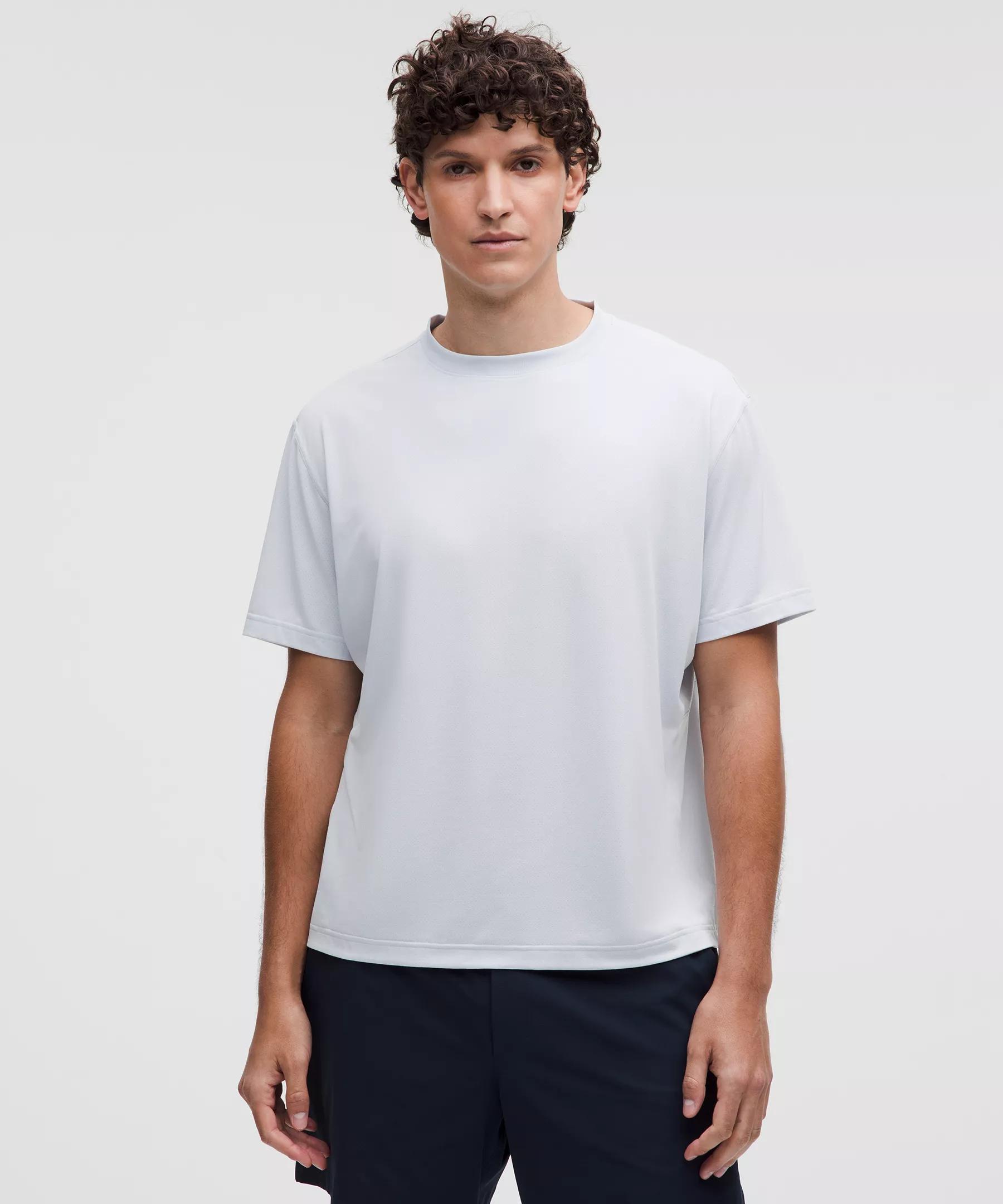 EasySet Training Short-Sleeve Shirt Product Image