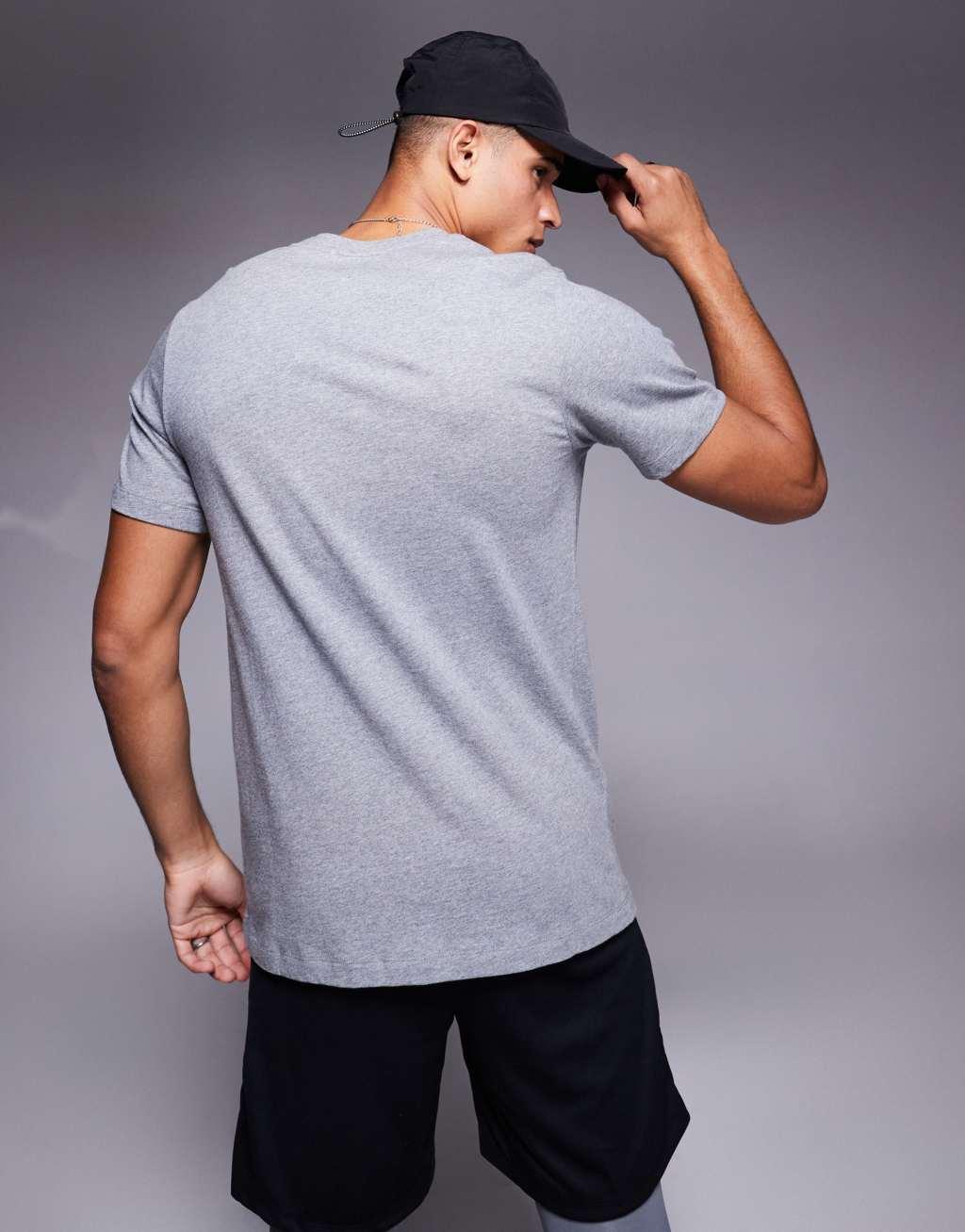 Nike Training bulldog graphic T-shirt in gray Product Image