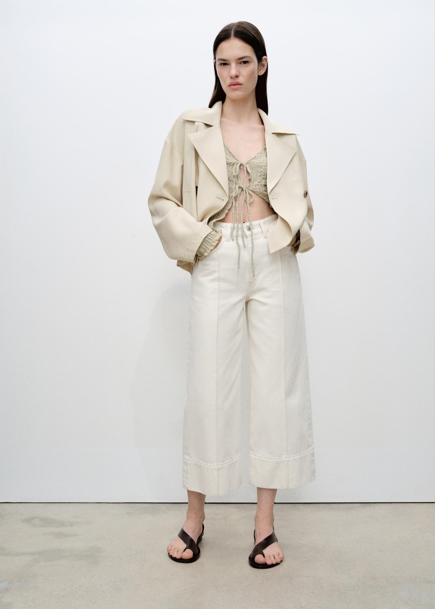 Wide-leg cropped jeans with seam detail - Women | MANGO USA Product Image