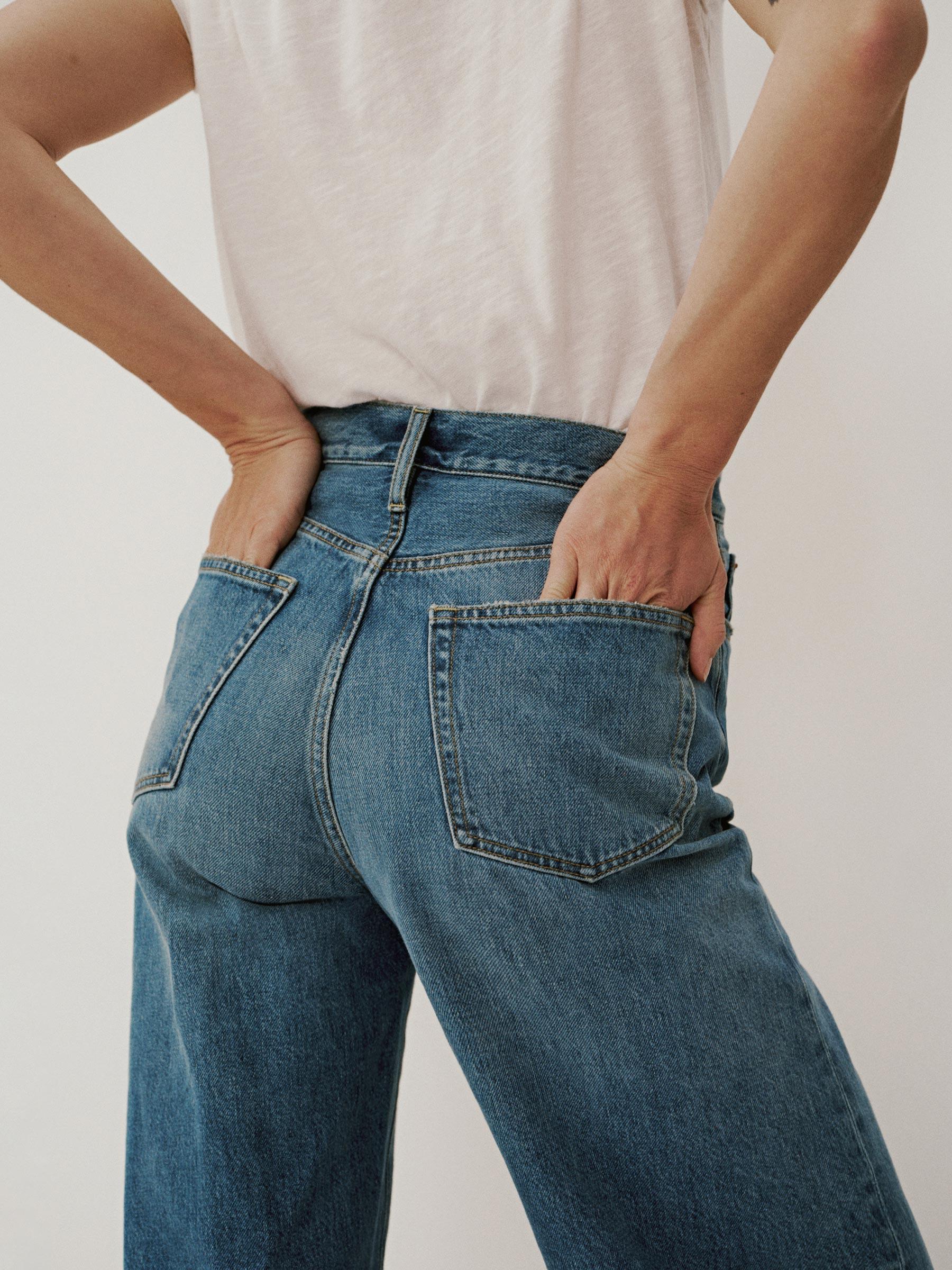 M028 Jet Set Jean Product Image
