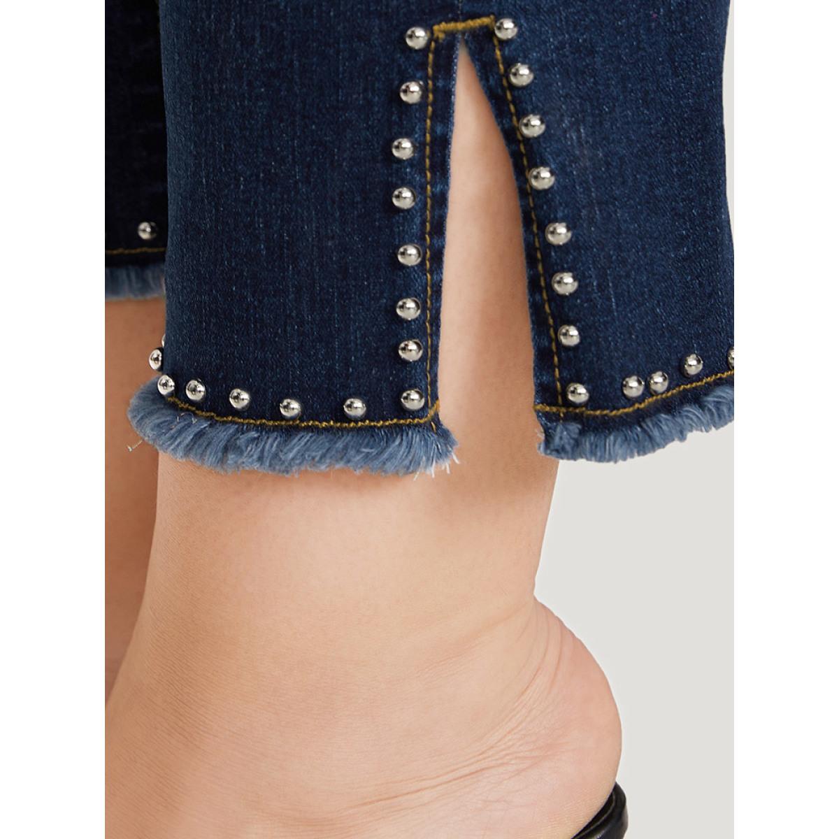 Plus Size Plain Split Side Beaded Detail Dark Wash Jeans Women DarkBlue Casual Plain Beaded High stretch Pocket Jeans BloomChic 10/M Product Image