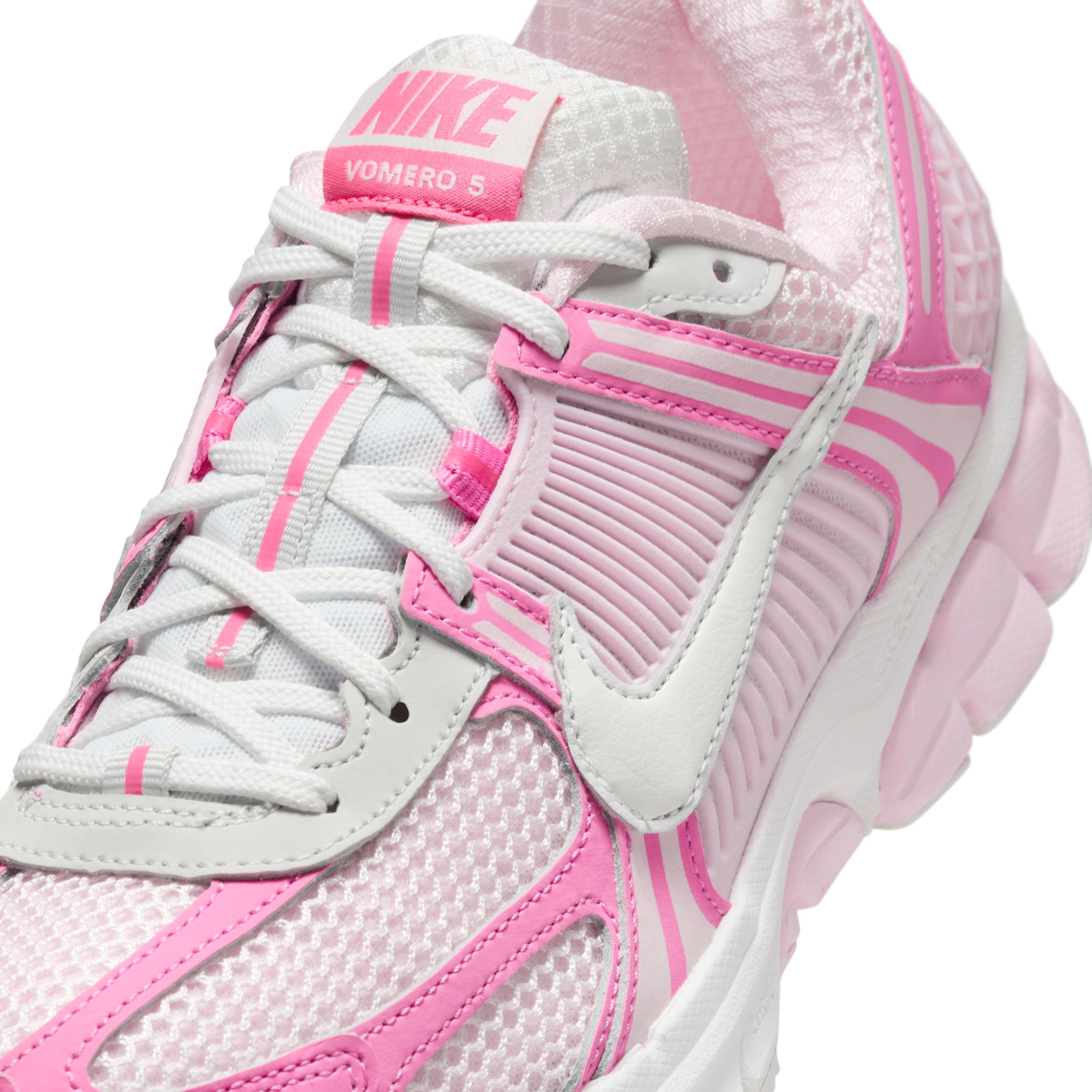 Nike Women's Zoom Vomero 5 Shoes Product Image