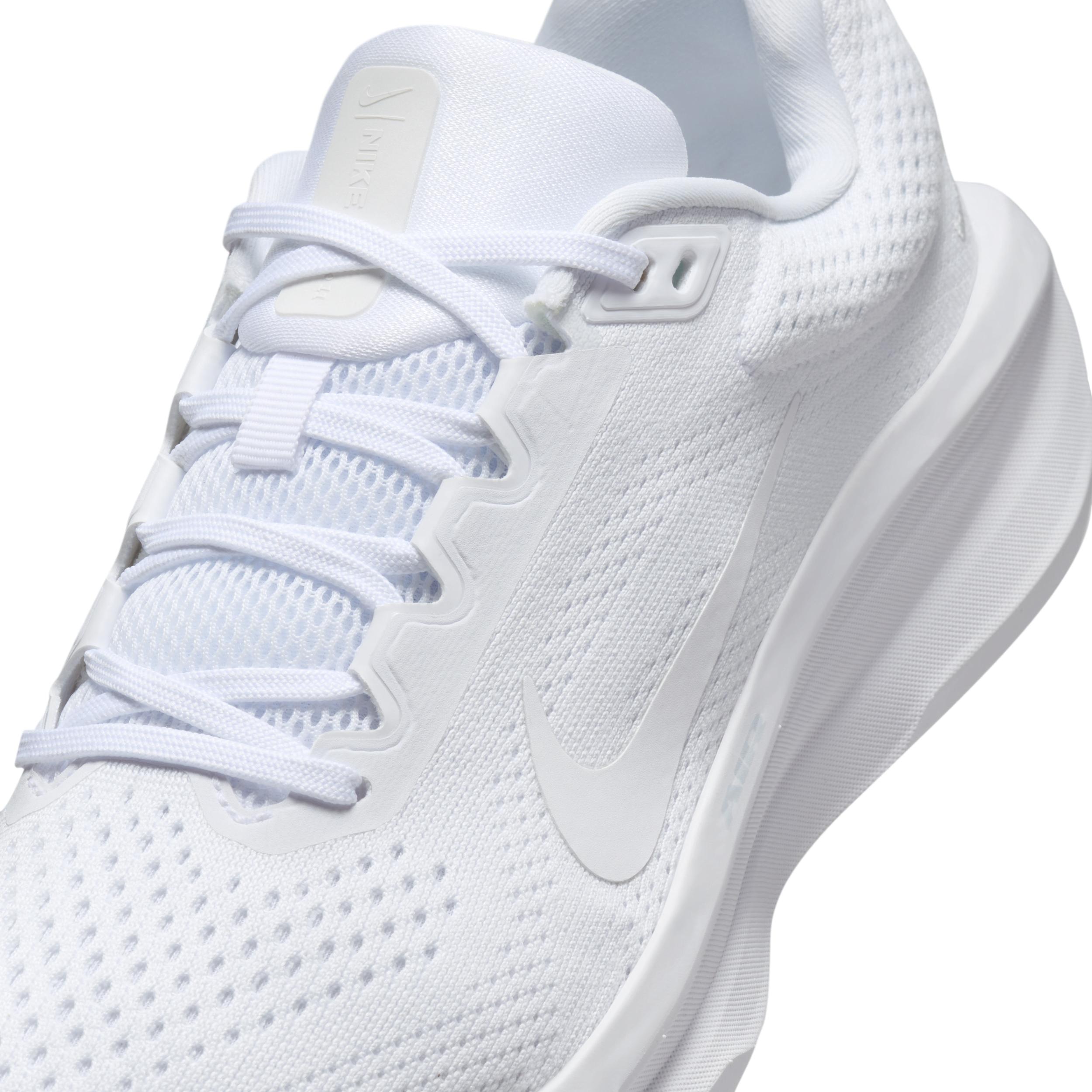 Nike Winflo 11 Women's Running Shoes,  Product Image