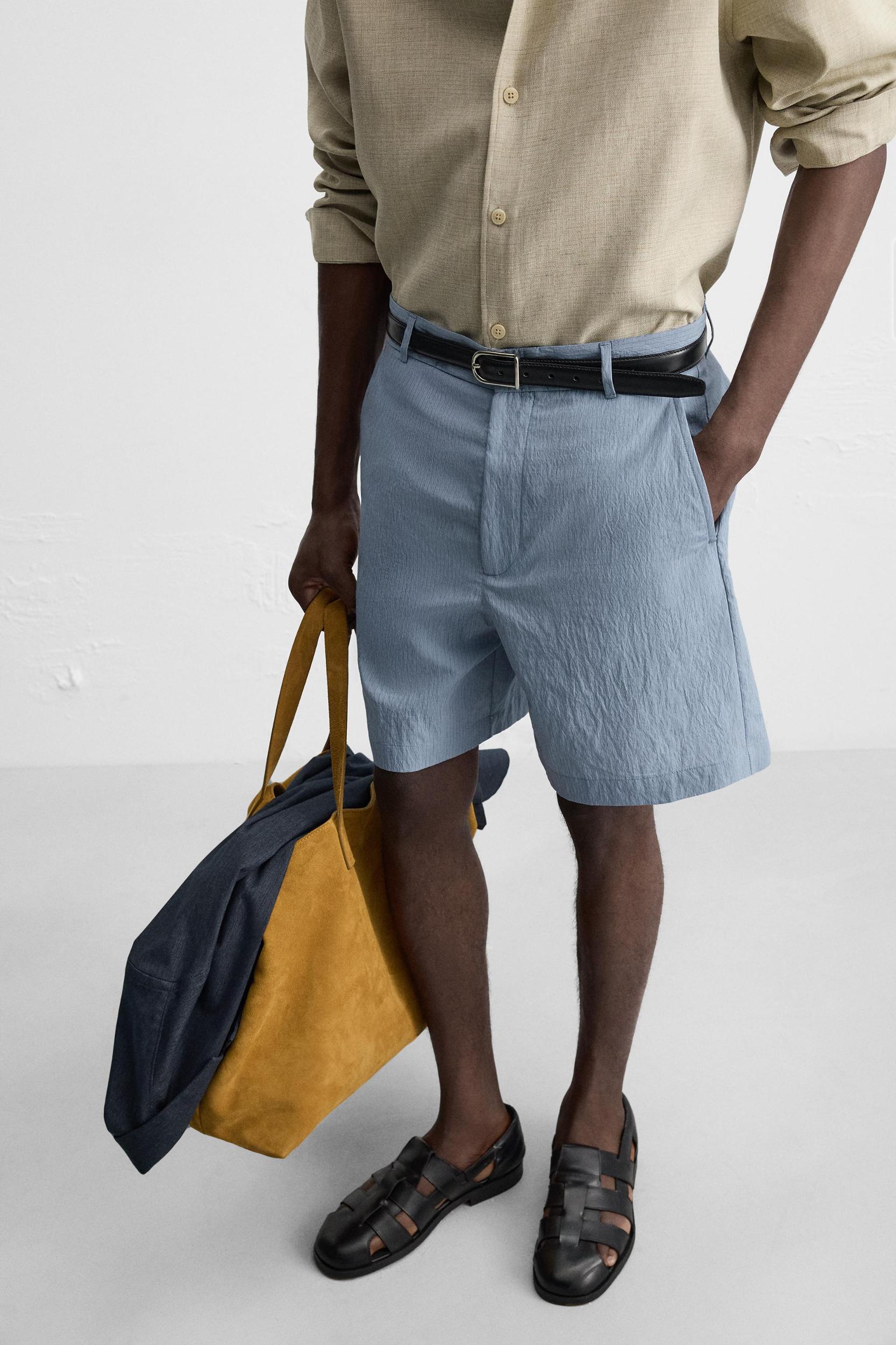 STRIPED CRINKLED EFFECT BERMUDA SHORTS Product Image