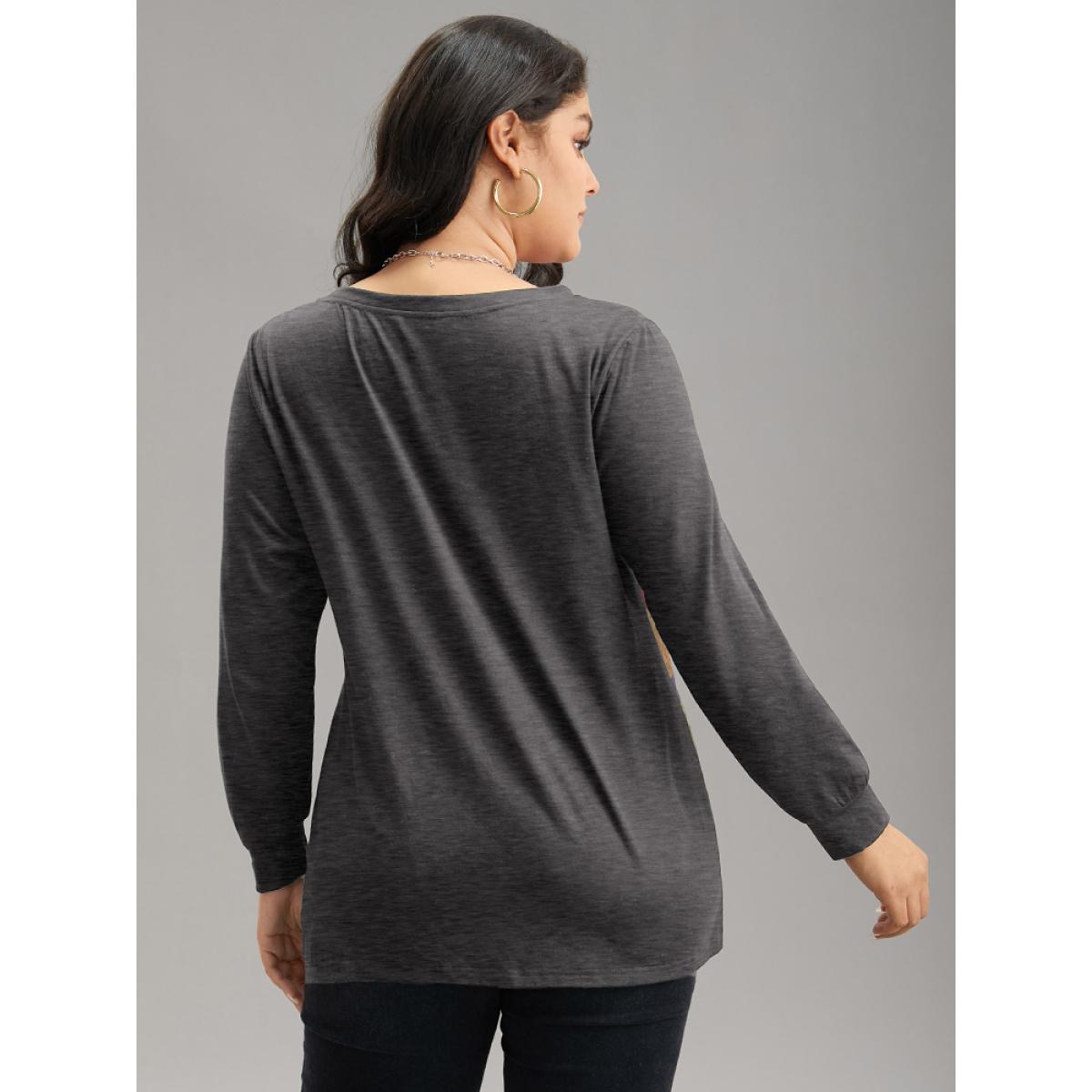 Plus Size Colorblock Contrast Notched Button Detail T-shirt Gray Women Casual Contrast Striped Notched collar Dailywear T-shirts BloomChic 28/5X Product Image