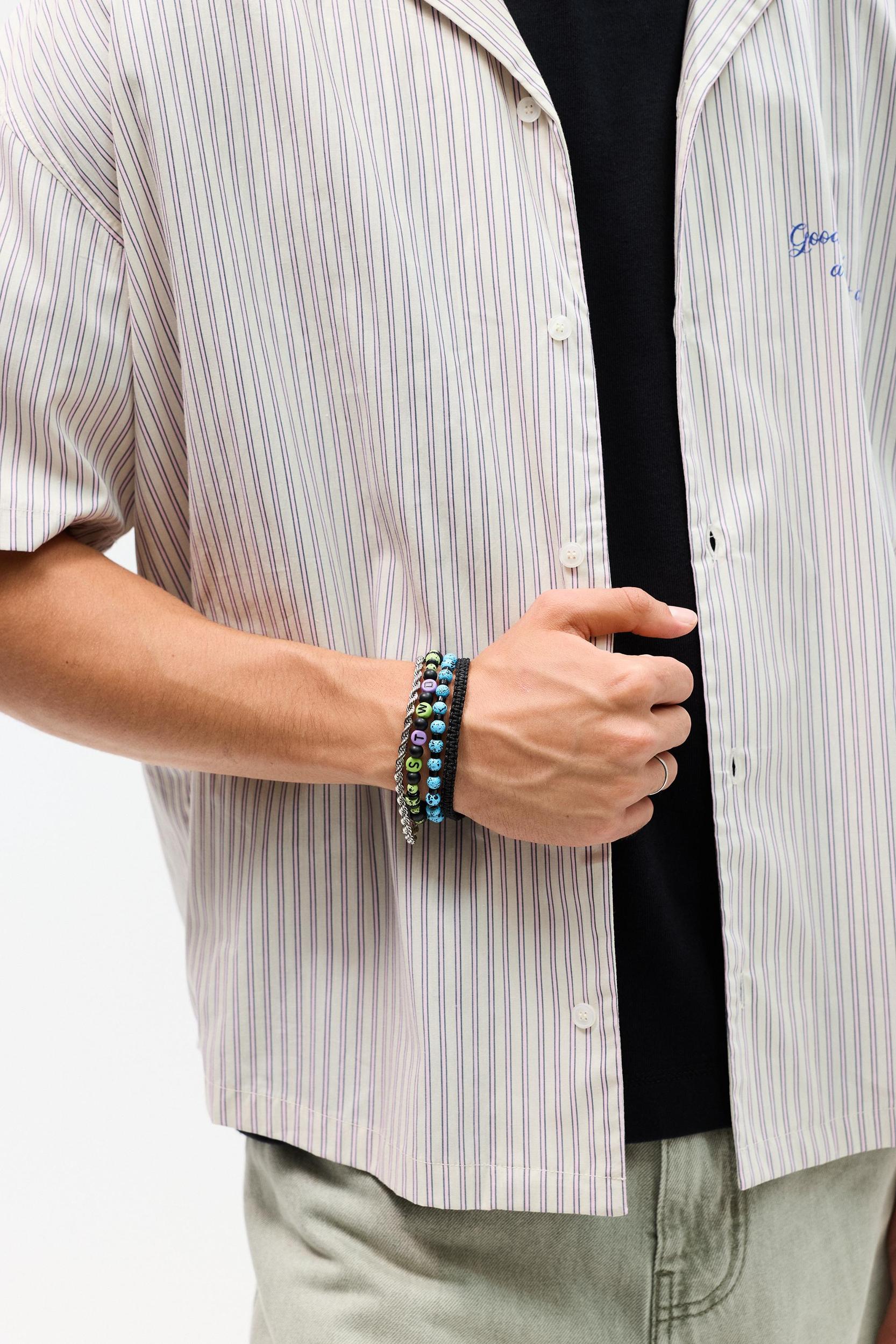 Pack of 4 bracelets Product Image