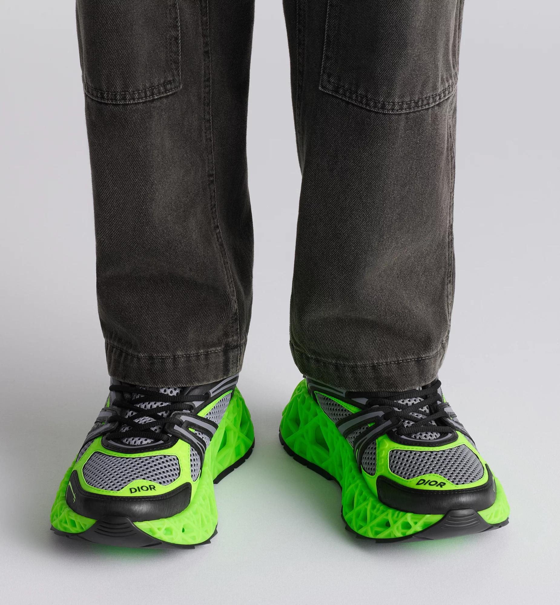 B35 NXXT Sneaker Product Image