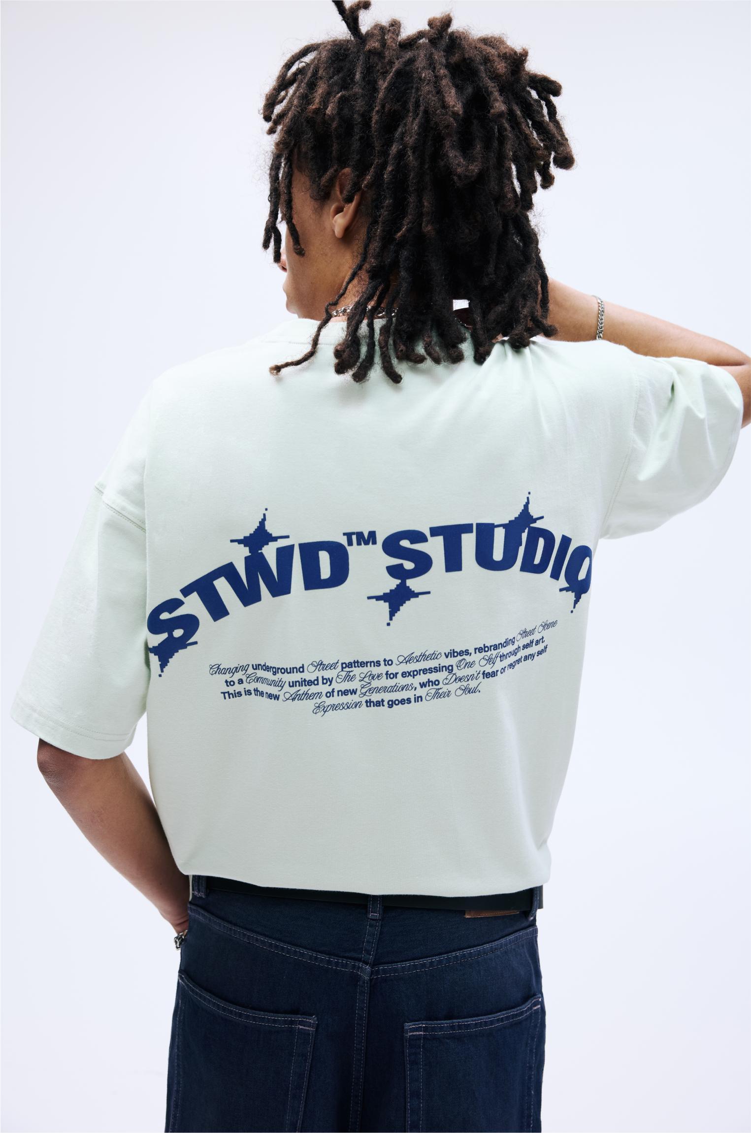 Green STWD T-shirt Product Image