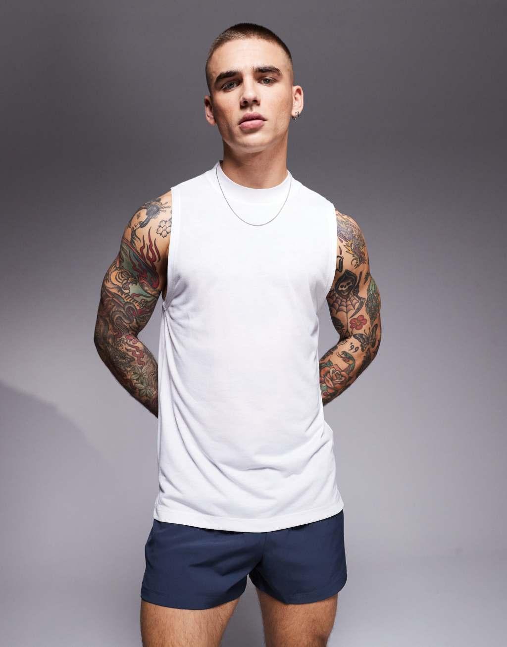 4505 Run Club quick dry oversized performance tank top with back print in white  Product Image