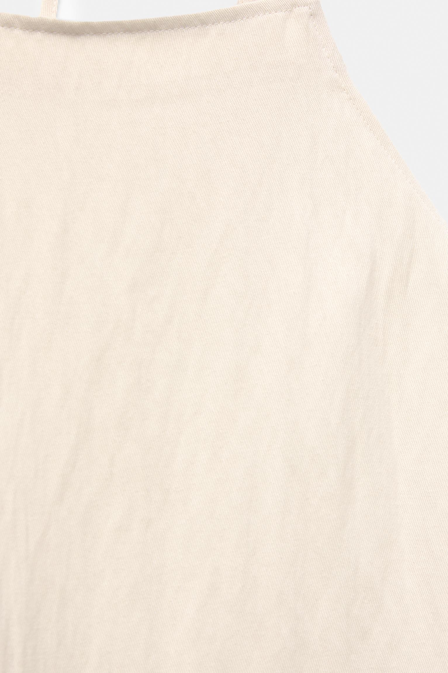 Flowing halter top Product Image