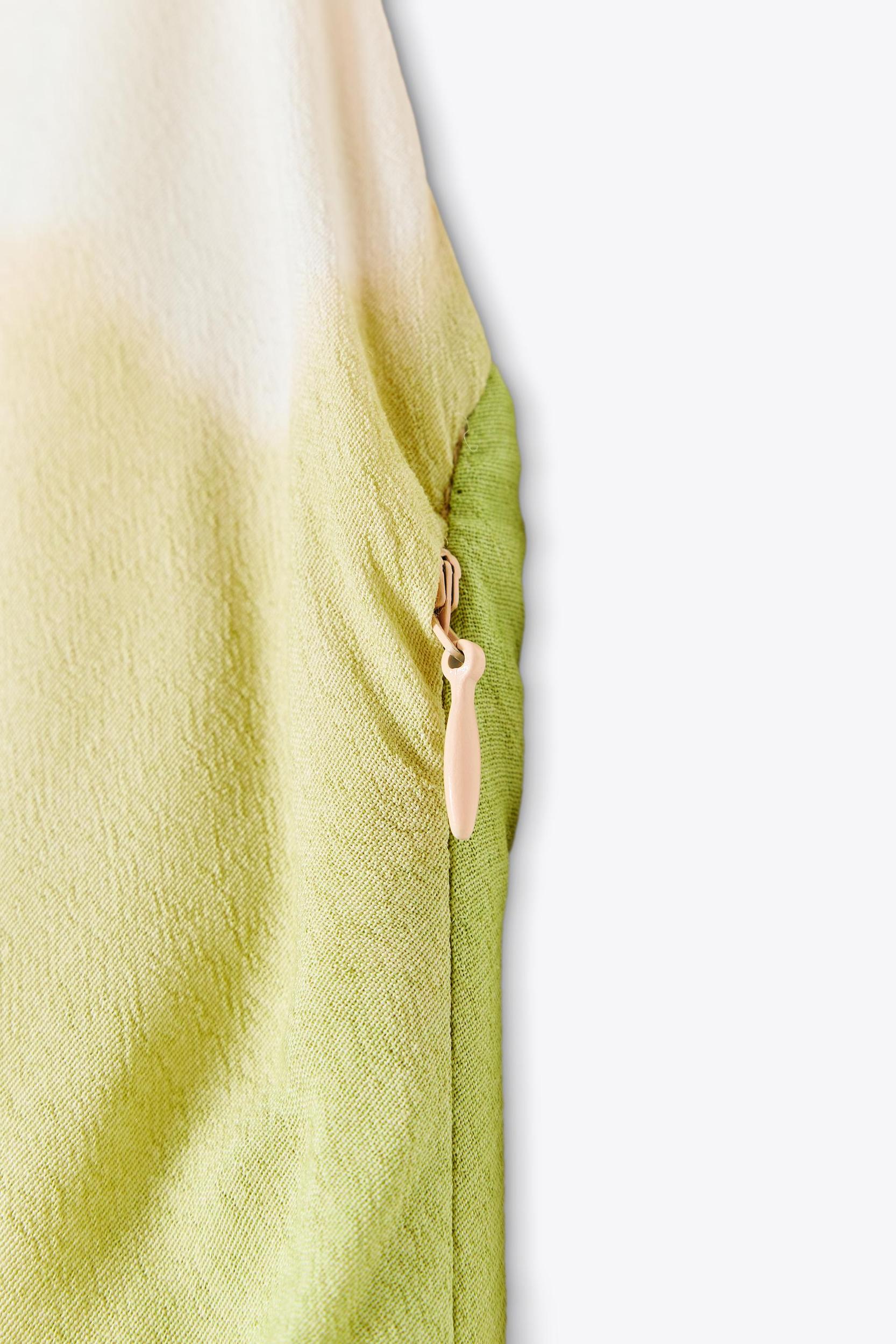 FLORAL PRINT HALTER DRESS Product Image