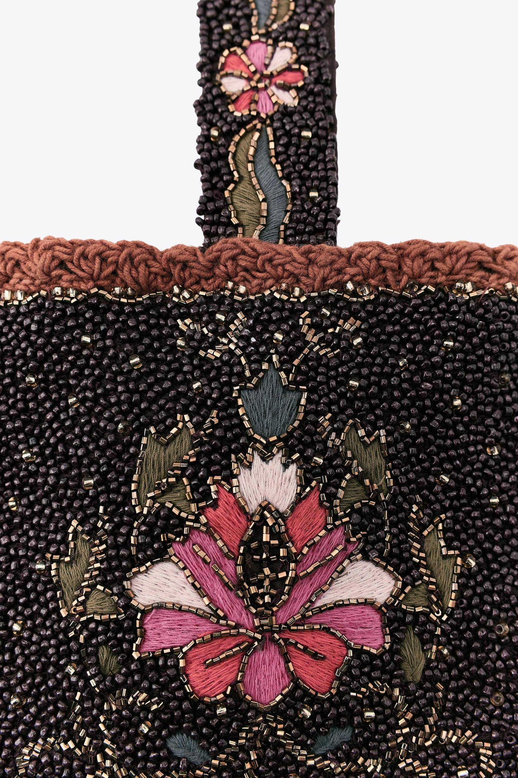 BEADED FRINGE HANDBAG Product Image