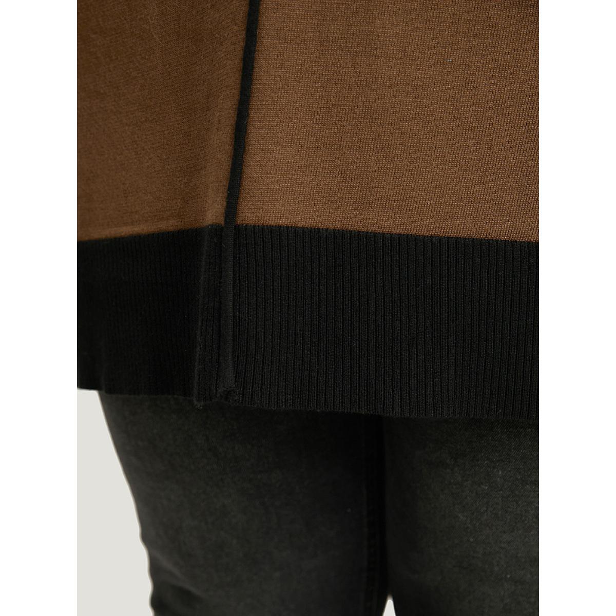 Plus Size Contrast Seam Detail Drop Shoulder Pullover DarkBrown Women Casual Loose Sleeveless V-neck Dailywear Pullovers BloomChic 30/6X Product Image