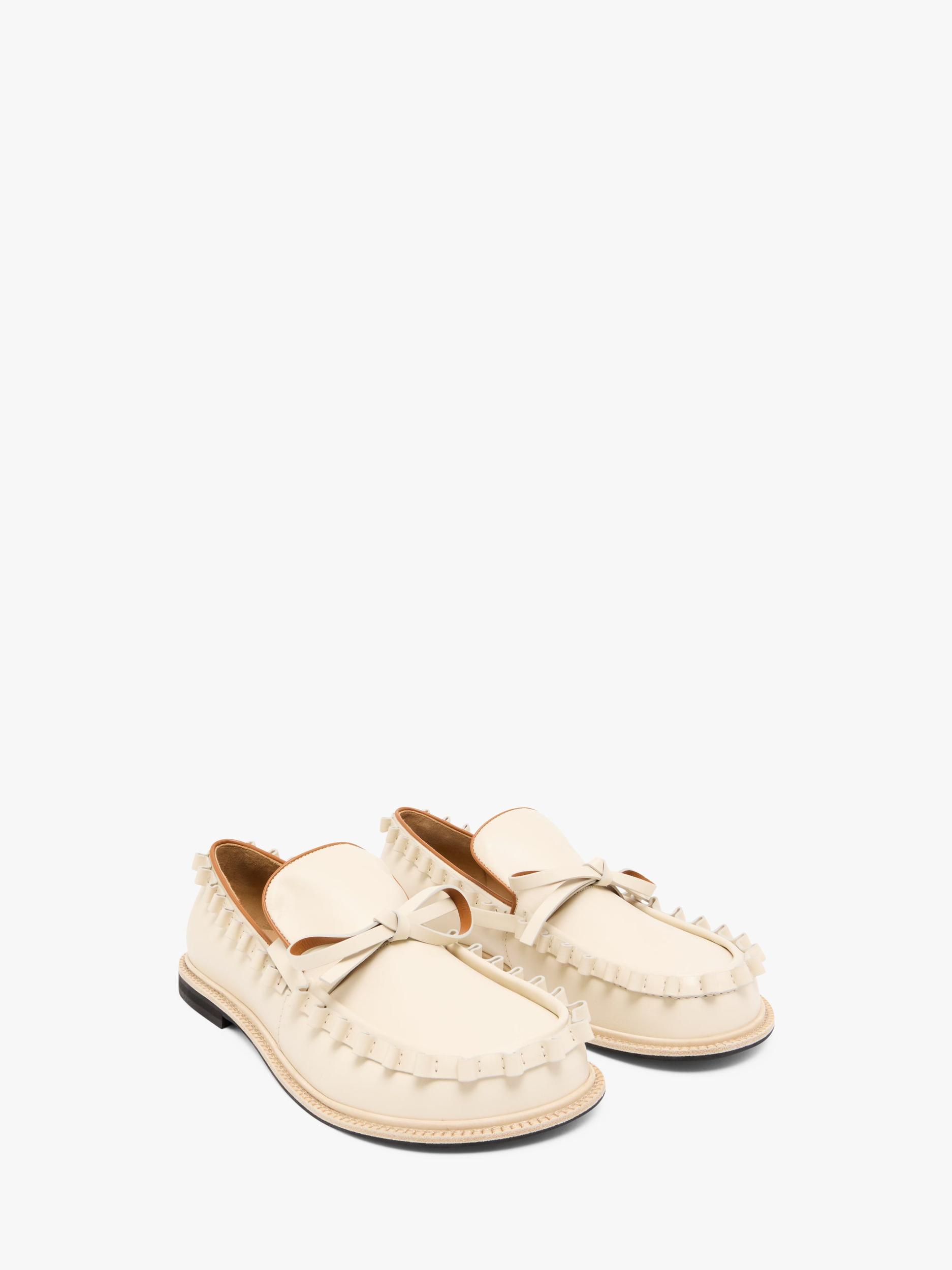 RUFFLE LEATHER MOCCASSIN Product Image