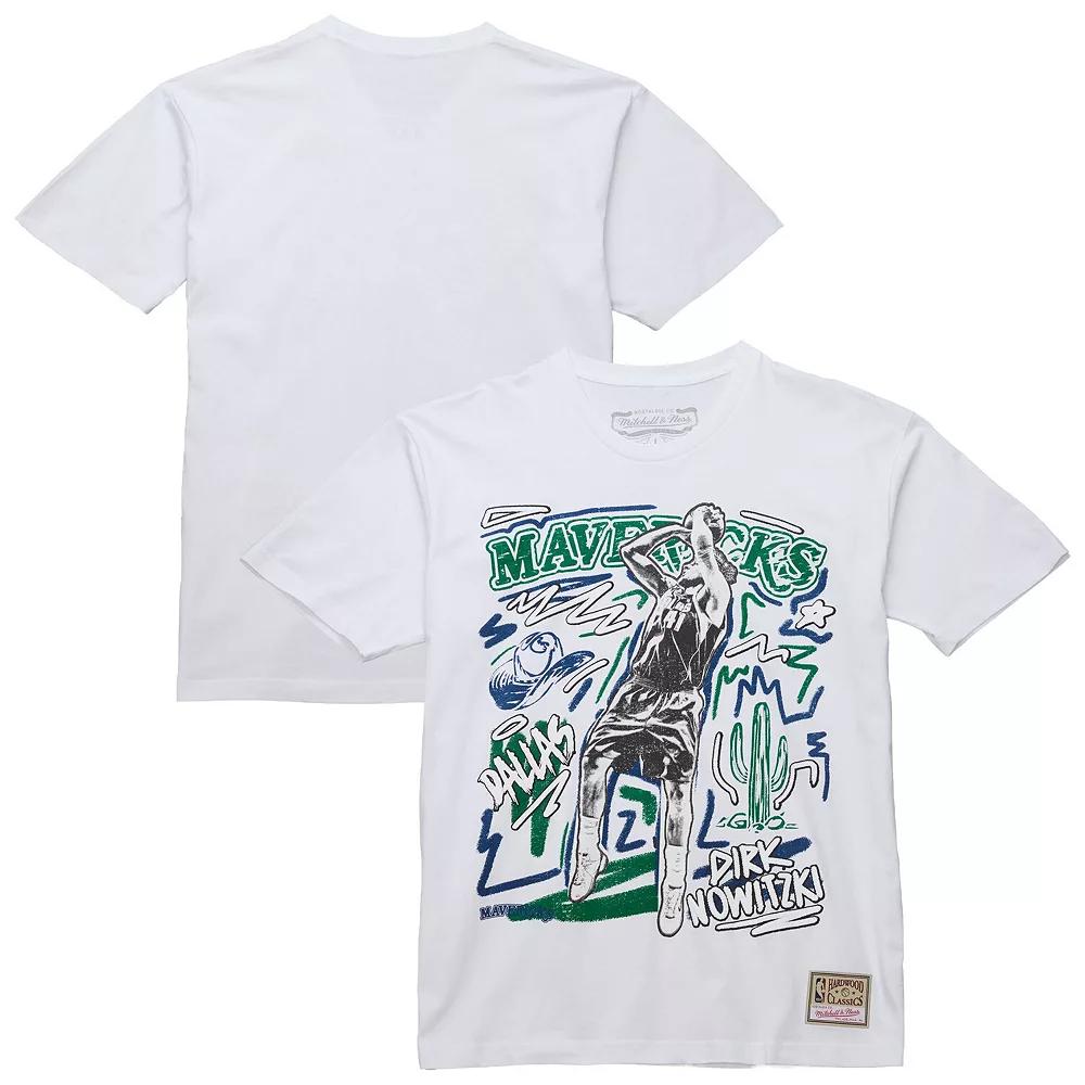 Men's Mitchell & Ness Dirk Nowitzki White Dallas Mavericks Hardwood Classics Chalked Up T-Shirt,  Product Image