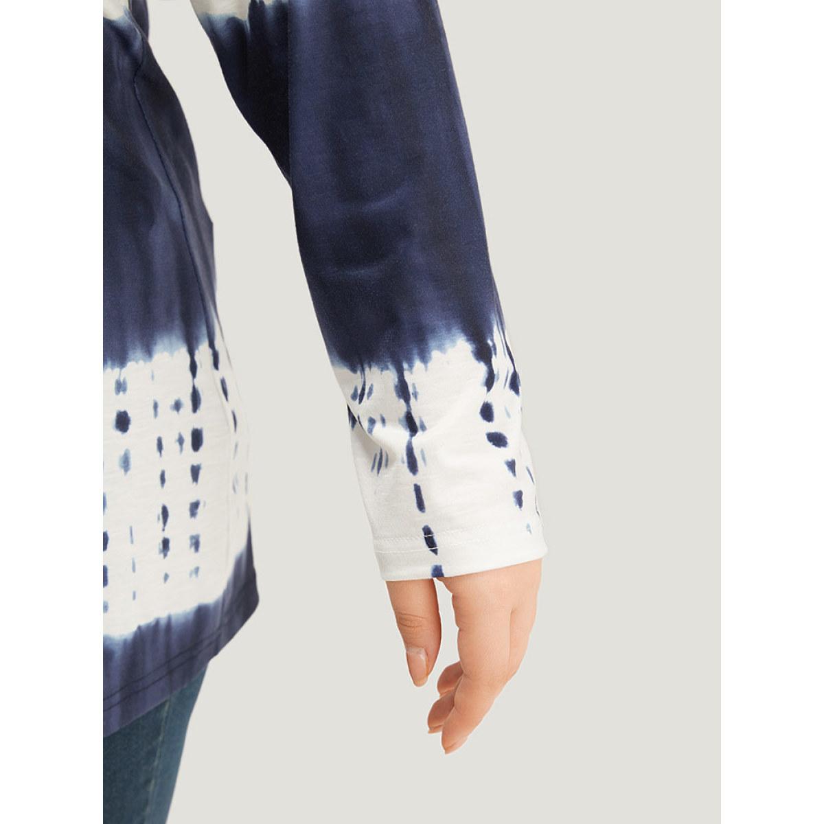 Plus Size Tie Dye V Neck Contrast T-shirt Indigo Women Casual Tie Dye Tie Dye V-neck Dailywear T-shirts BloomChic 22-24/3X Product Image