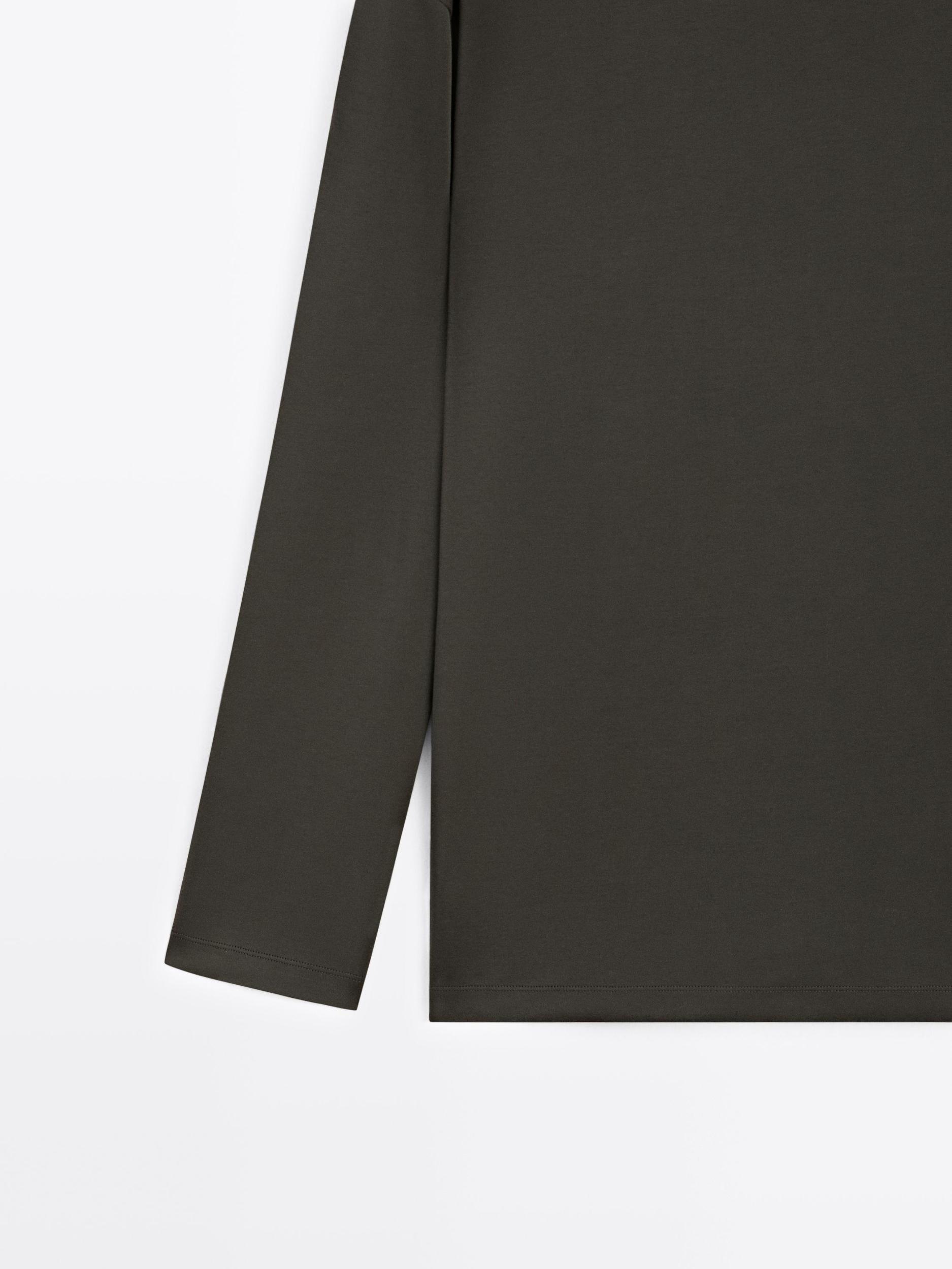 Long sleeve medium weight cotton T-shirt Product Image