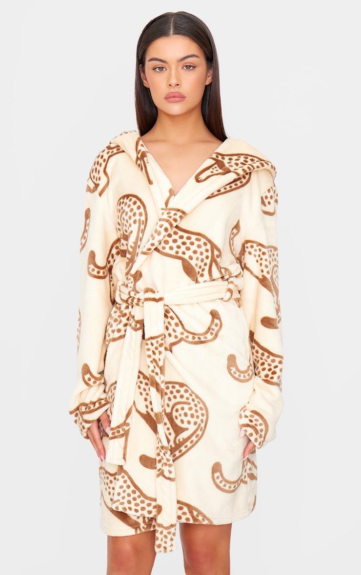 Cream Cheetah Print Fleece Bath Robe Product Image