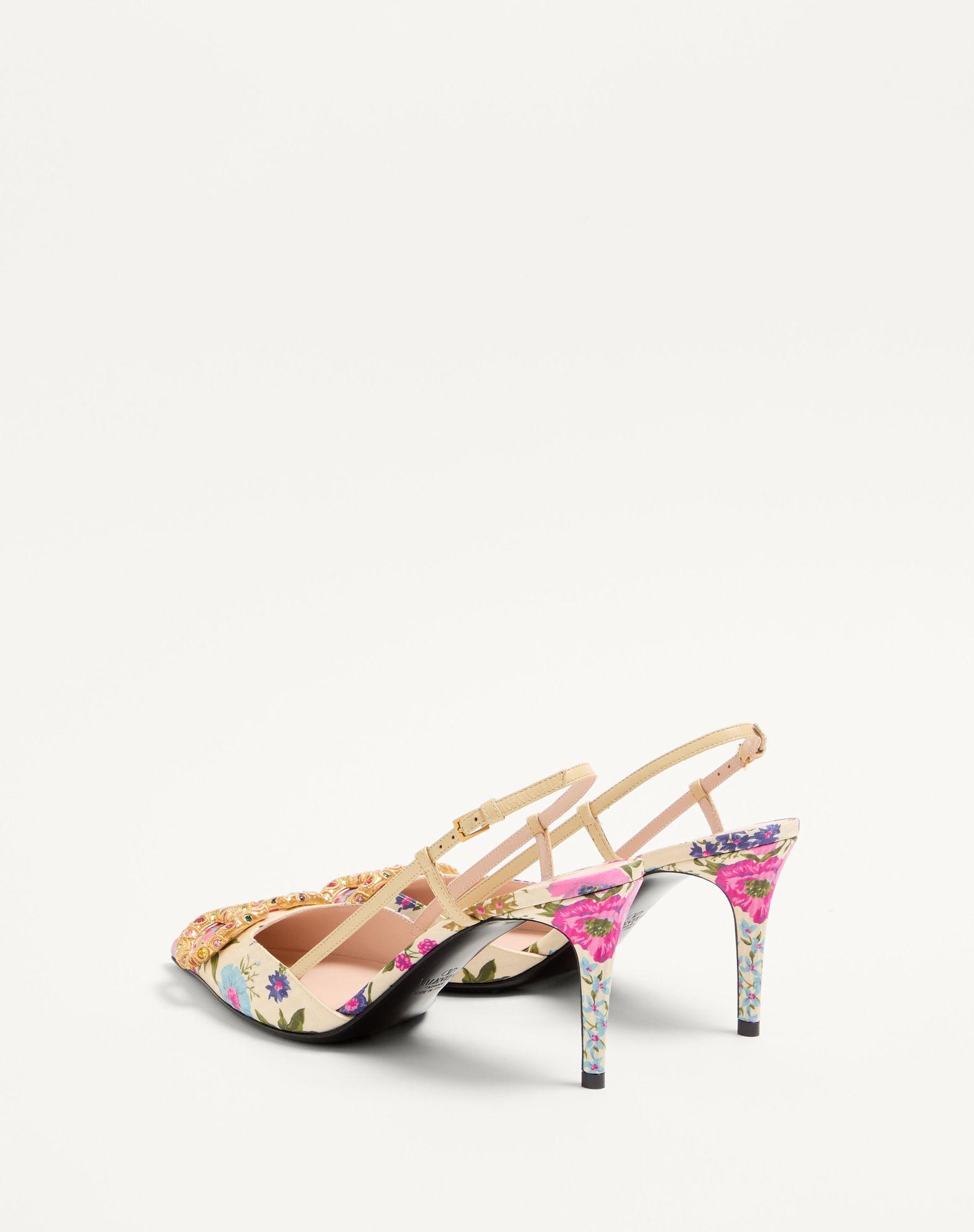 VLogo Signature Slingback Pumps in Papier Floral Moiré Fabric 80mm Product Image