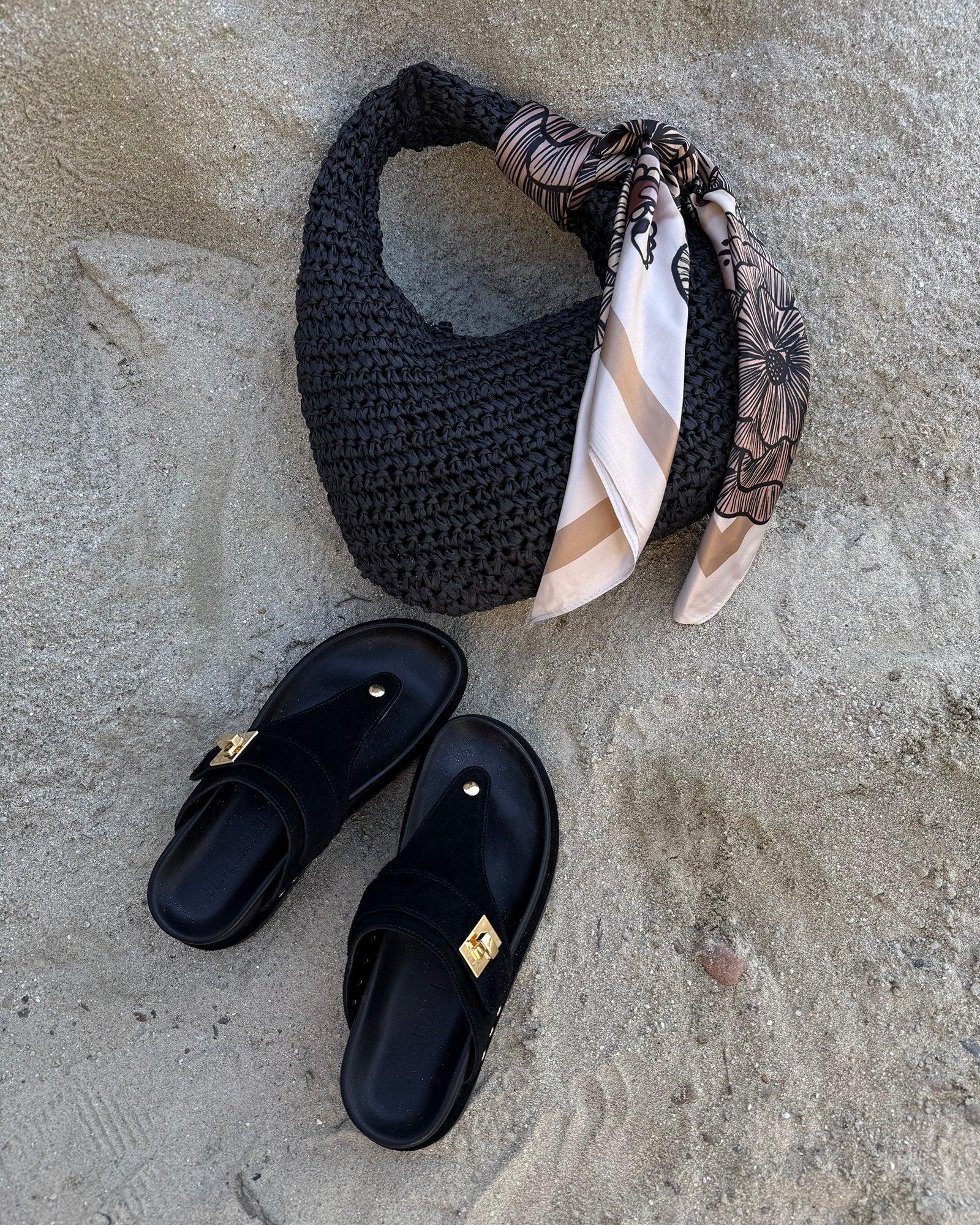 THONA BLACK SUEDE Female Product Image