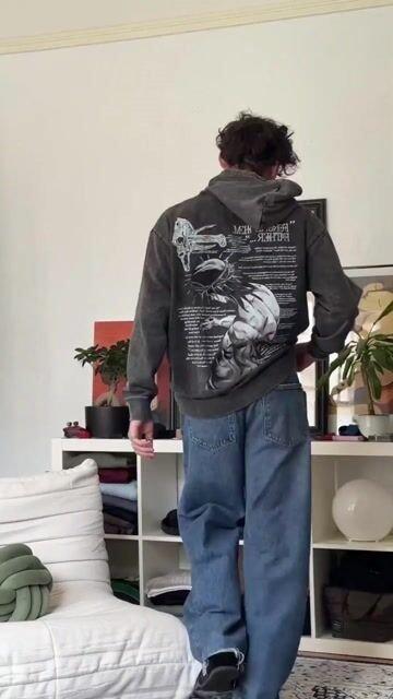 Sopula Vingate Portrait Phantom Graphic Acid Washed Oversized Hoodie Product Image