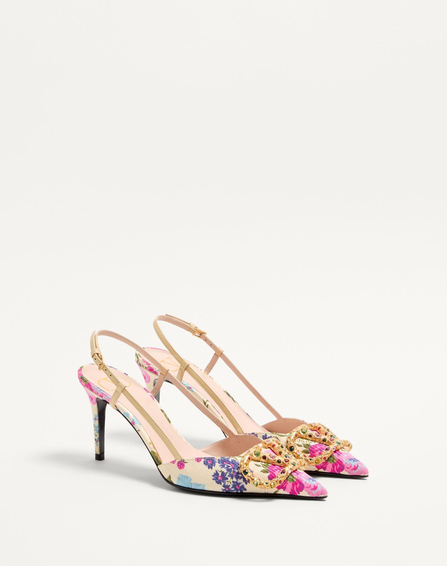 VLogo Signature Slingback Pumps in Papier Floral Moiré Fabric 80mm Product Image