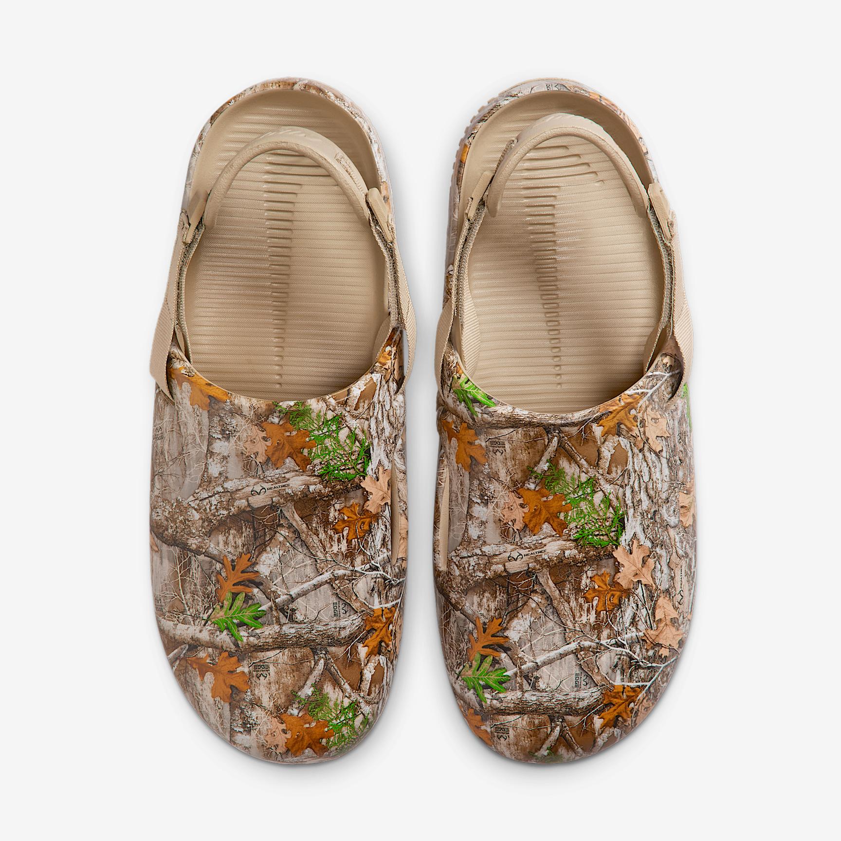 Nike Calm RealTree Men's Shoes Product Image