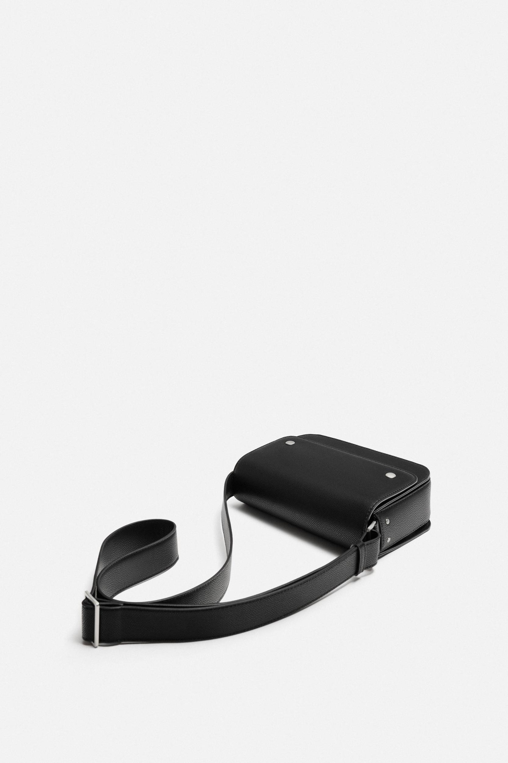 TEXTURE CROSSBODY BAG Product Image