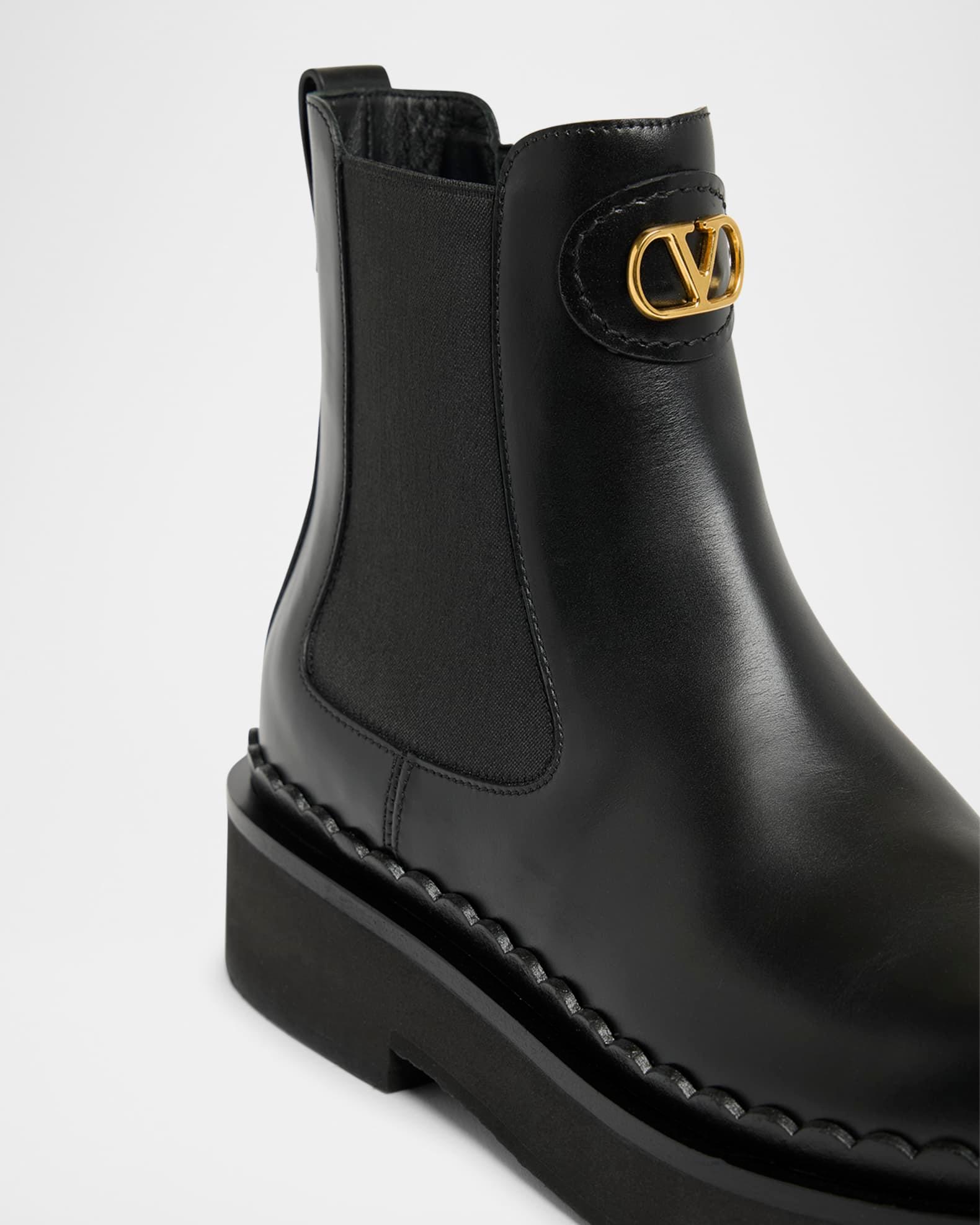 VLogo Signature Leather Beatle Chelsea Boots Product Image