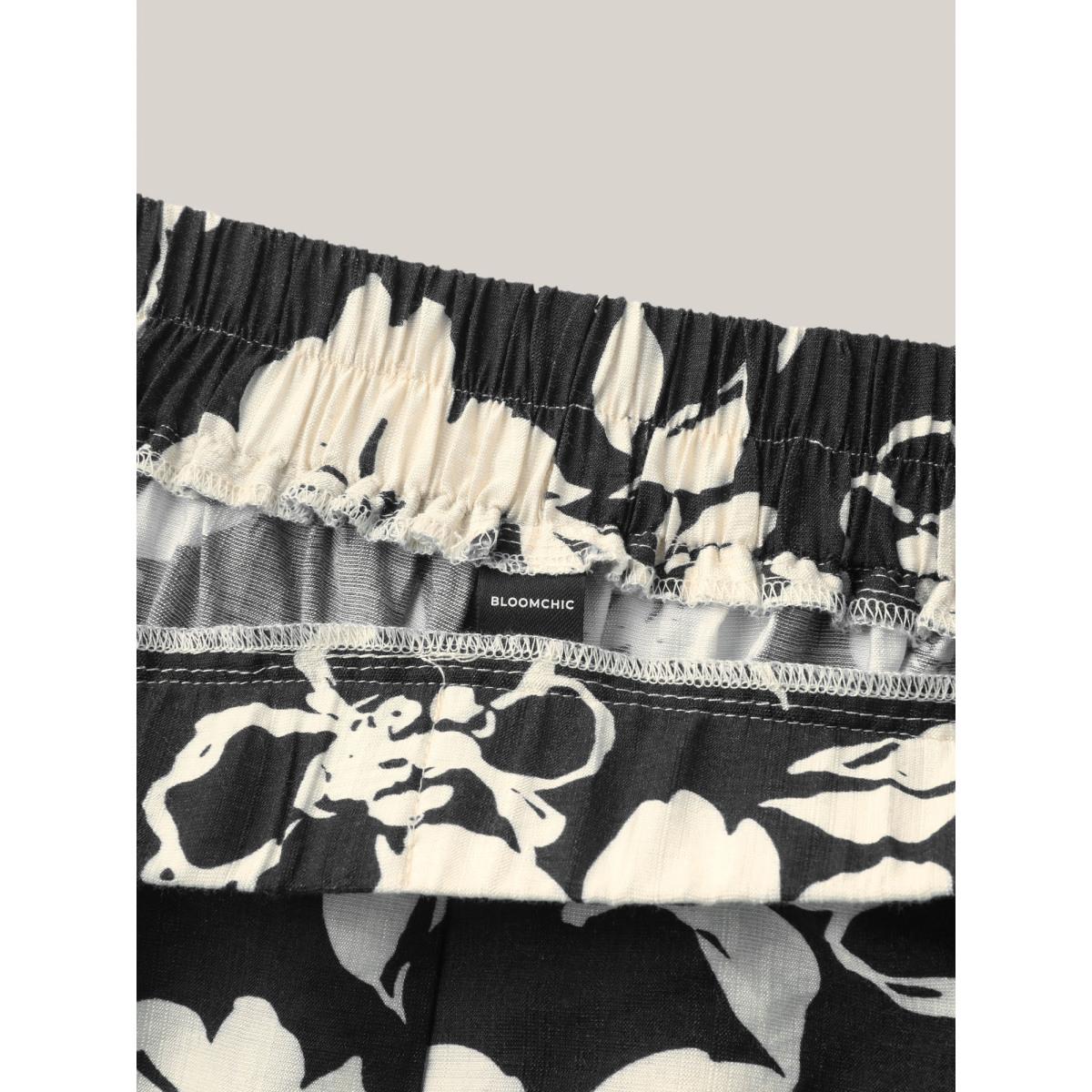 Plus Size Floral Print Pull-On Wide-Leg Pants Women BlackFlower Elegant Wide Leg Mid Rise Elegant Pants BloomChic 28/5X Product Image