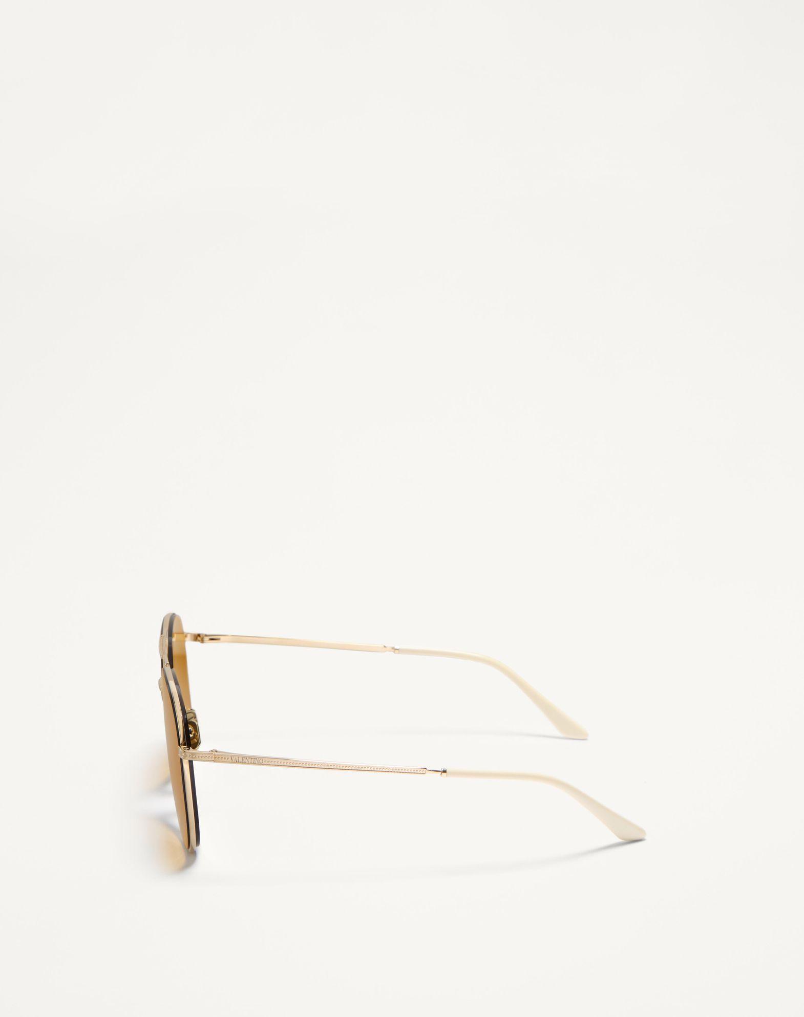 Metal Aviator Frame Product Image