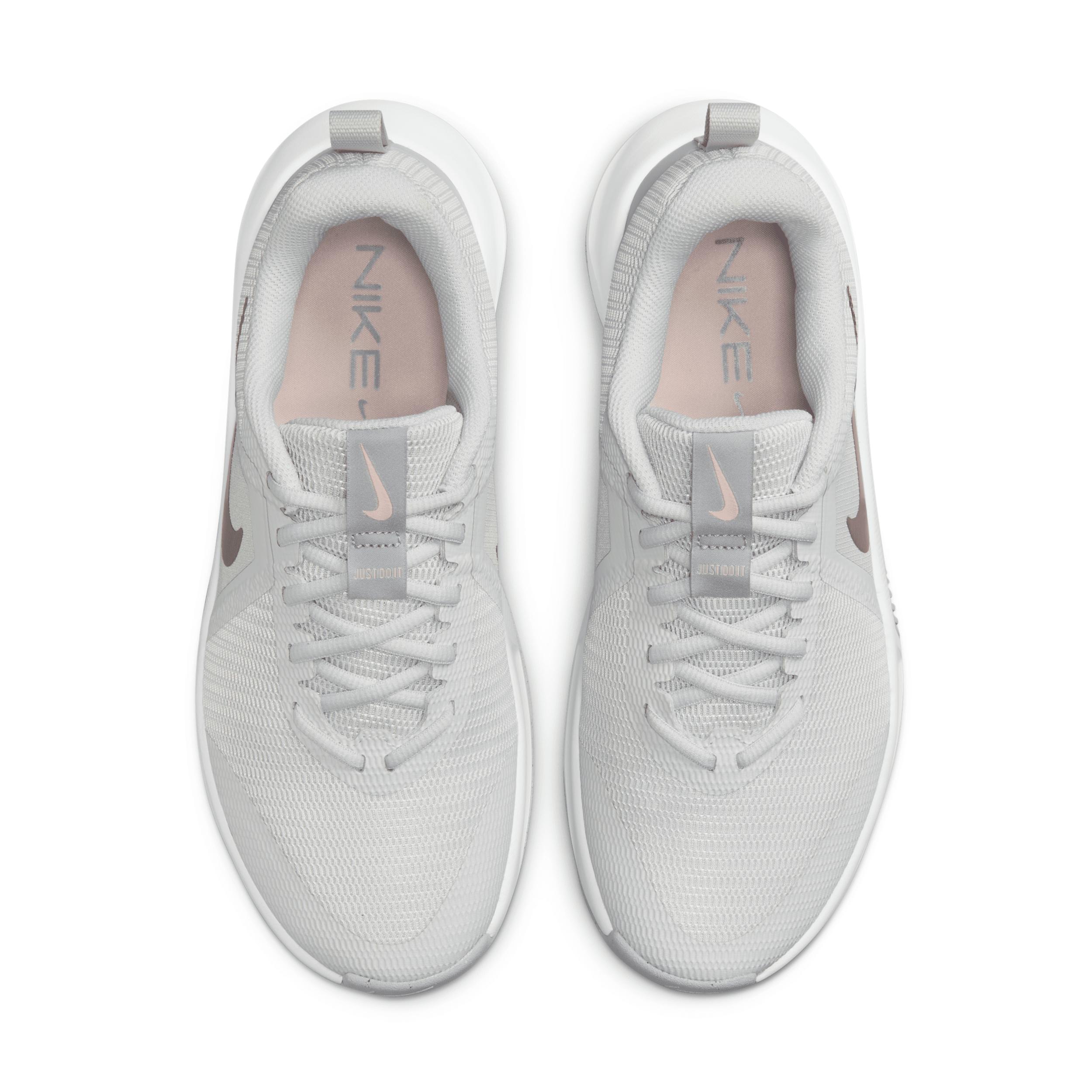 Nike Womens MC Trainer 3 Workout Shoes | FQ1830-002 Product Image