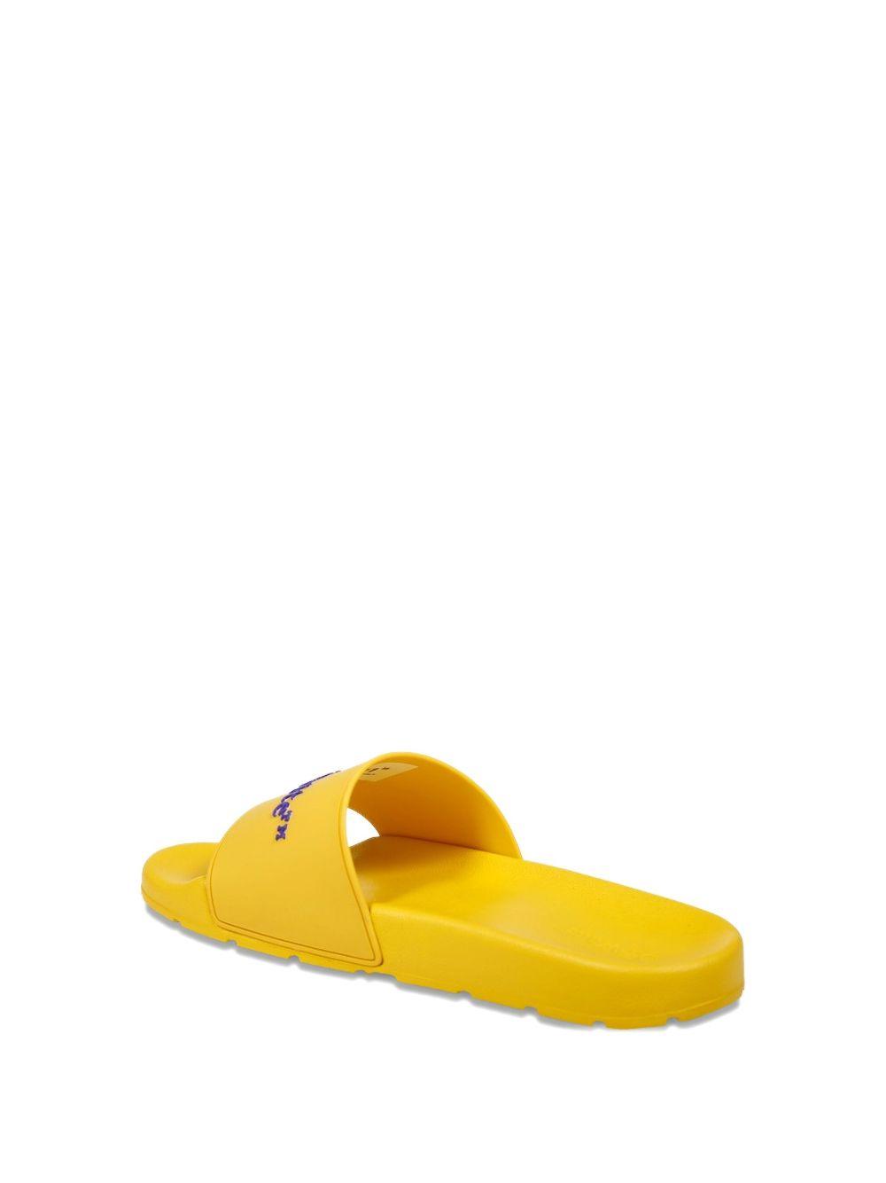 logo-embellished slides Product Image