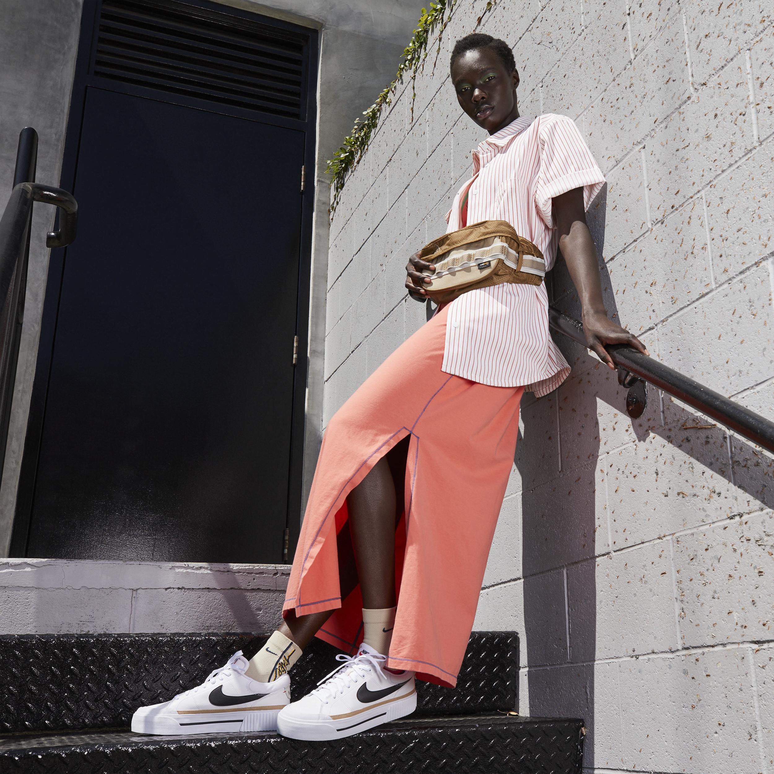 Nike Womens Court Legacy Lift Shoes | DM7590-100 Product Image