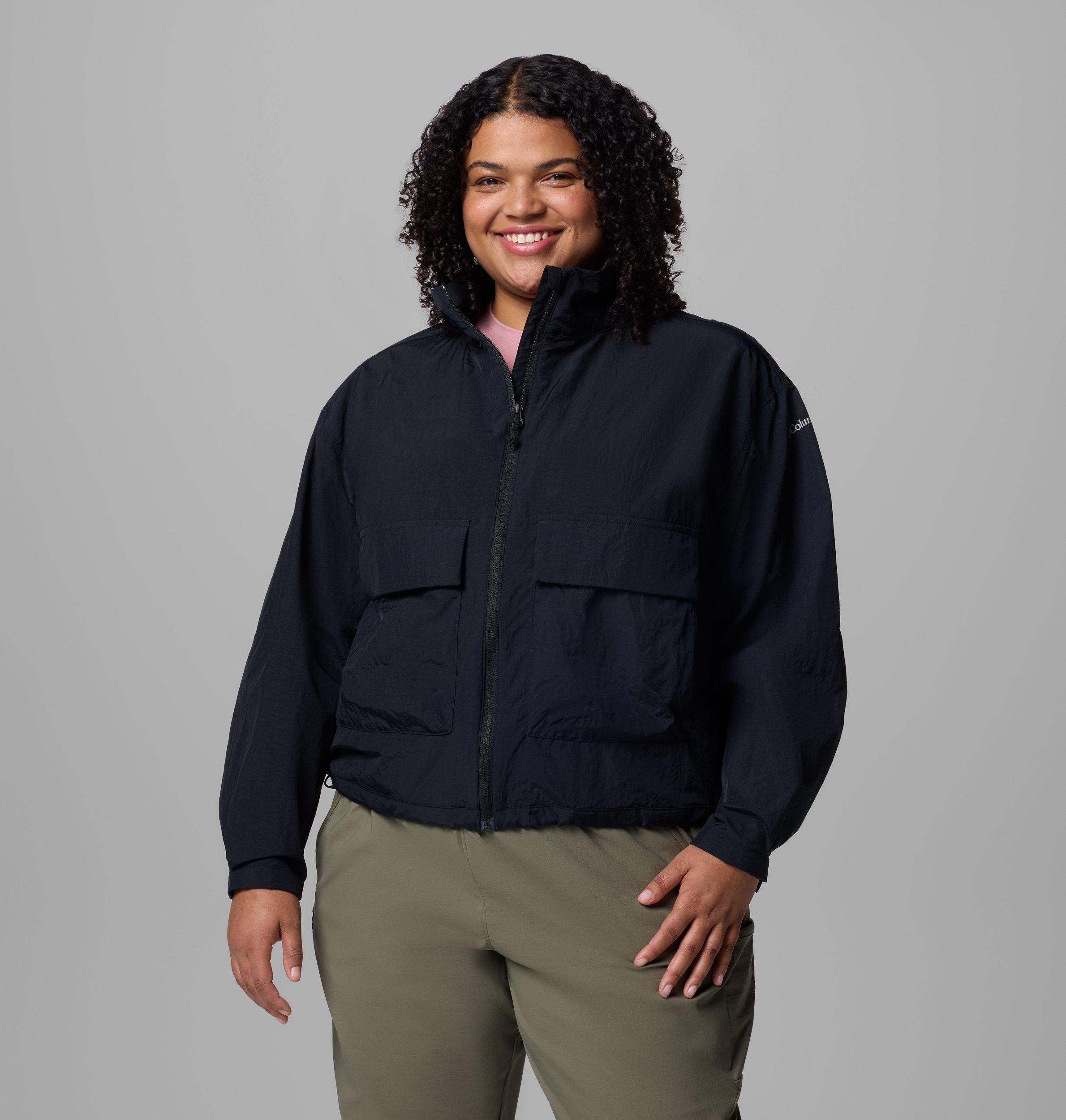 Columbia Womens Paracutie Cropped Cargo Windbreaker - Plus Size- Product Image